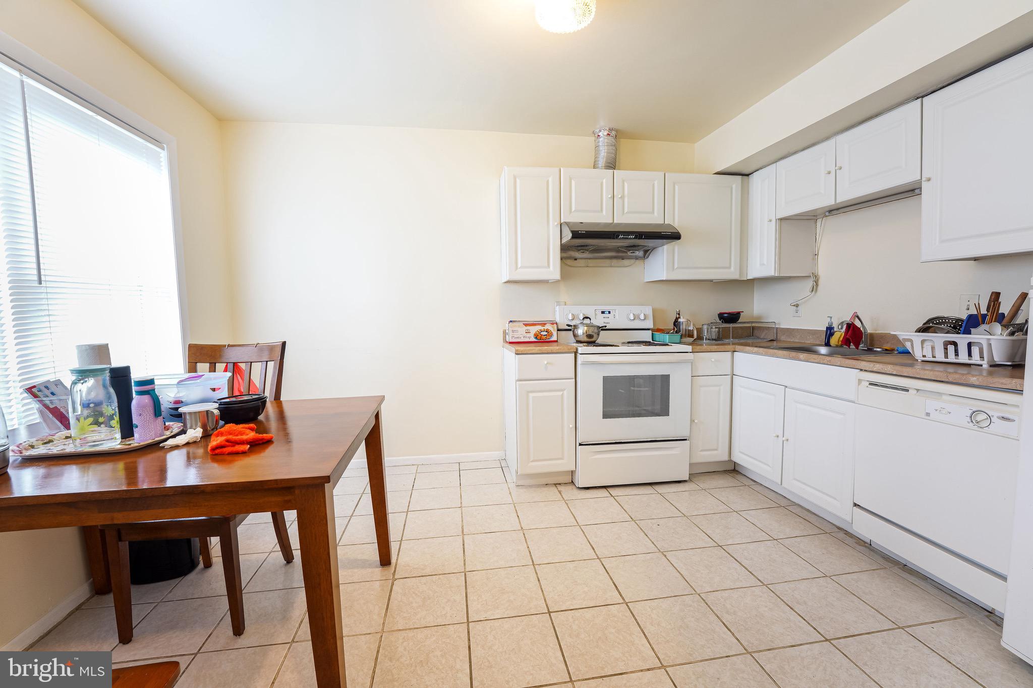 WILLOWBROOK - Residential Lease