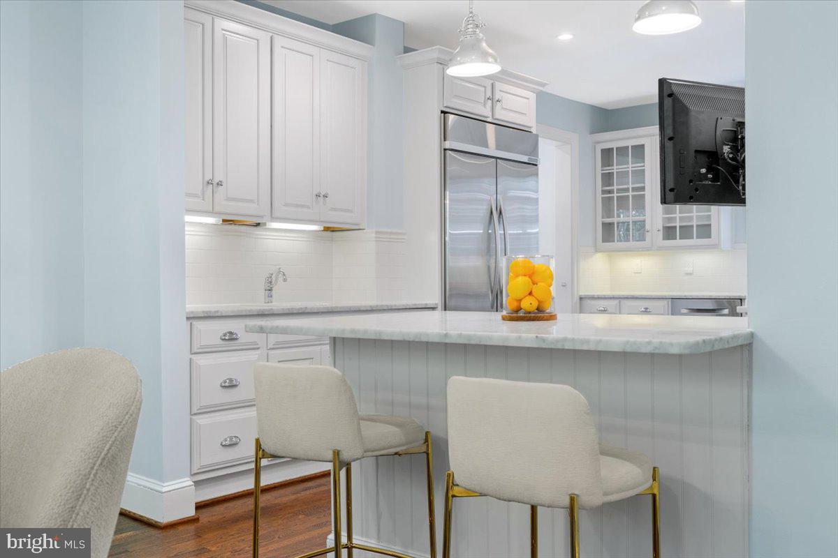 CHEVY CHASE VILLAGE - Residential