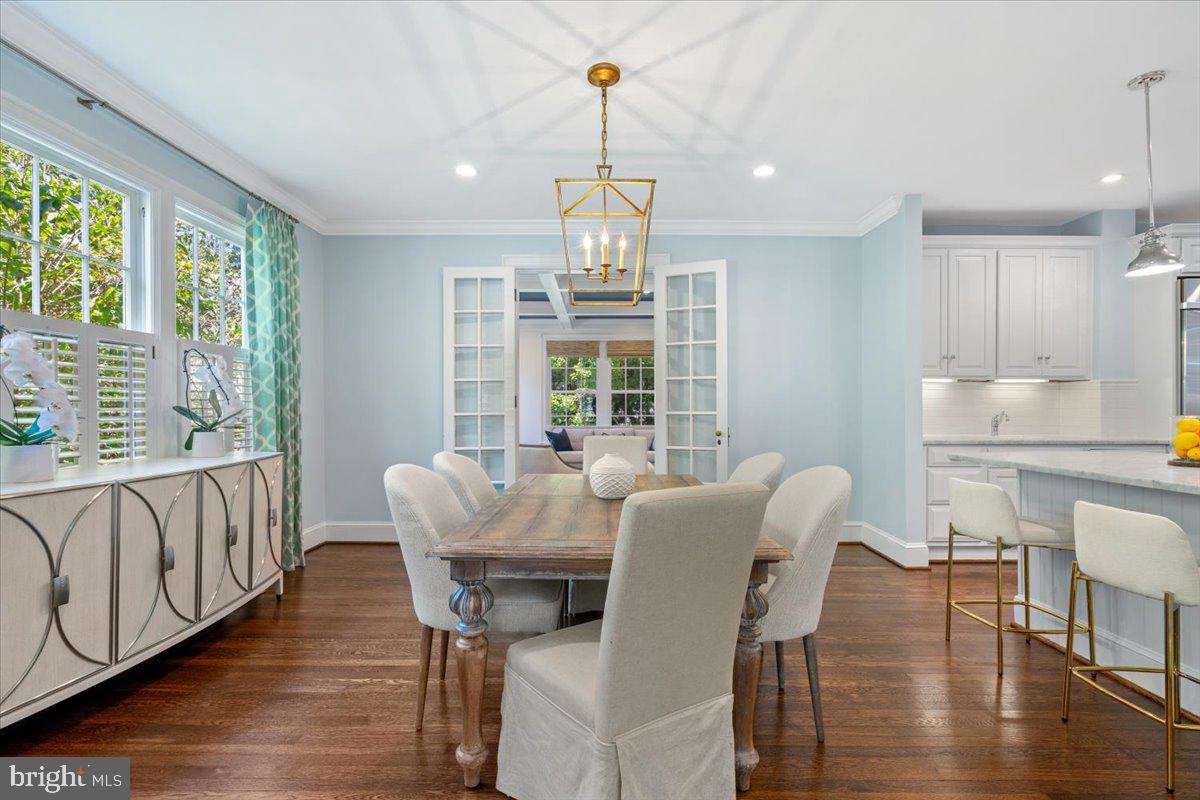 CHEVY CHASE VILLAGE - Residential