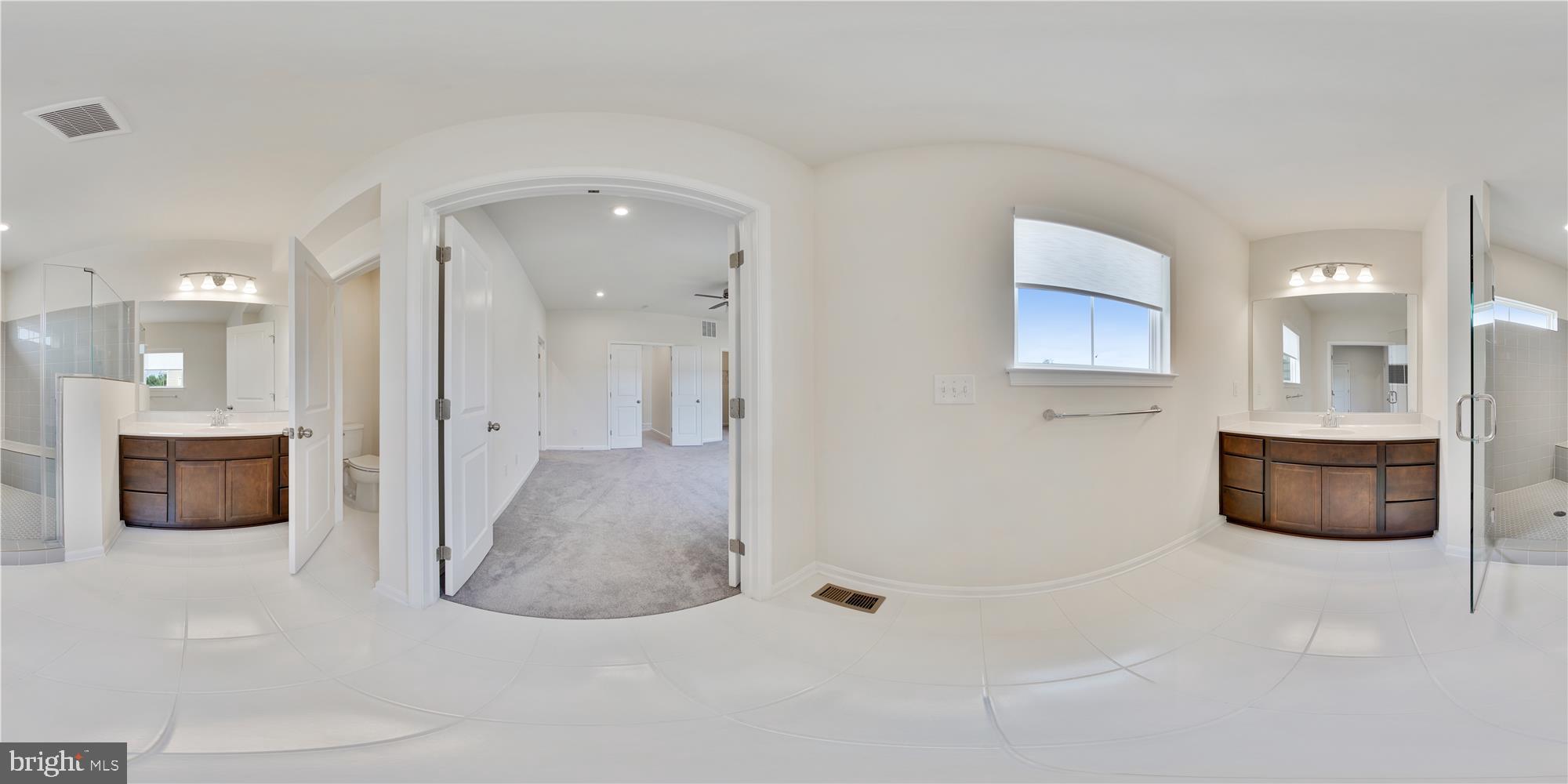 COUNTY CENTER - Residential Lease