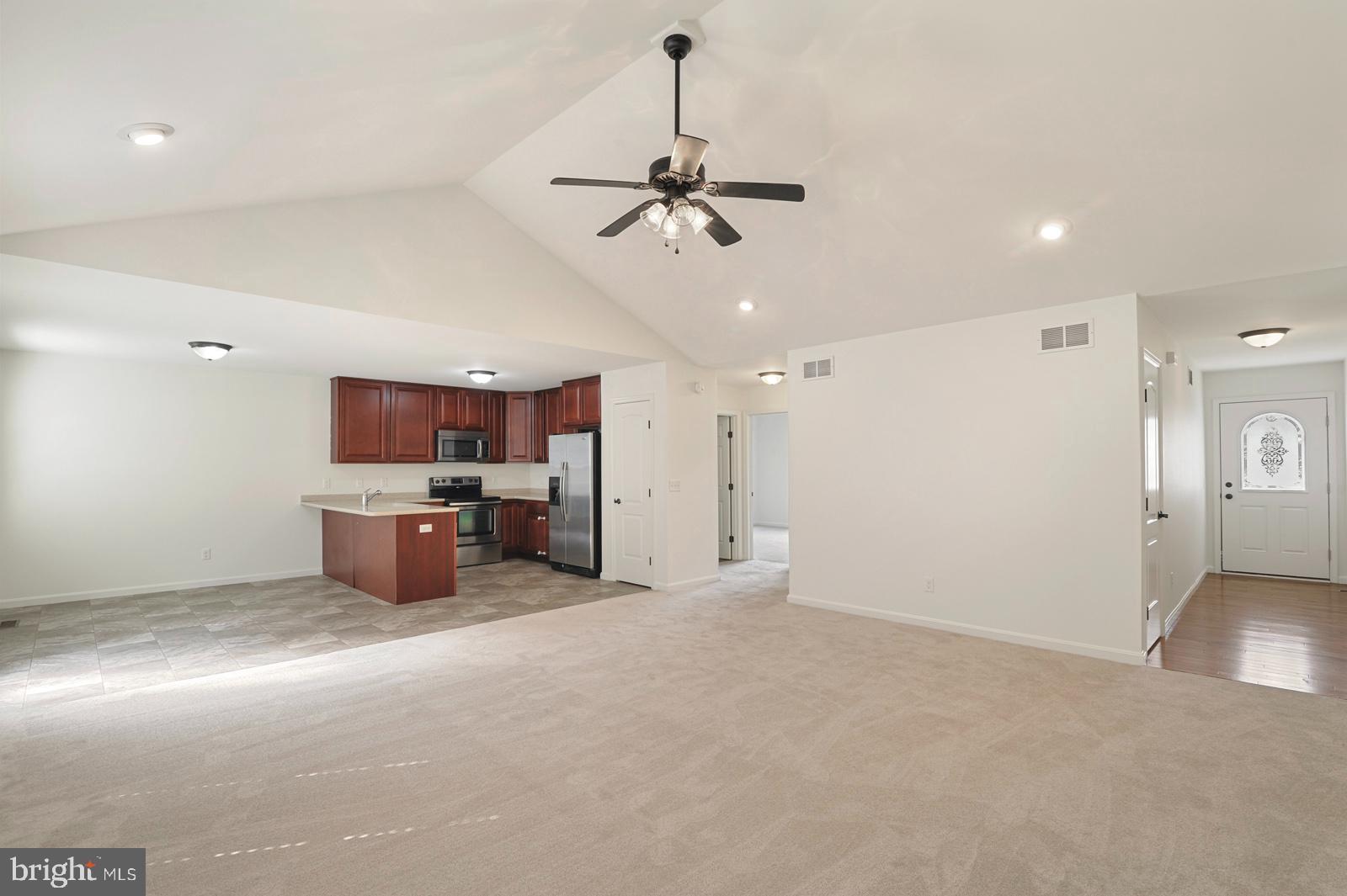 PICKERING POINTE - Residential Lease