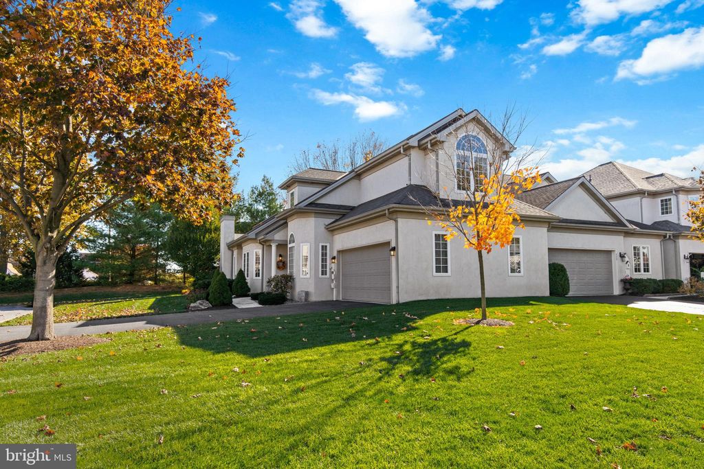 Photo of 680 WOODFIELD DR, LITITZ, PA 17543 (MLS # PALA2027916)