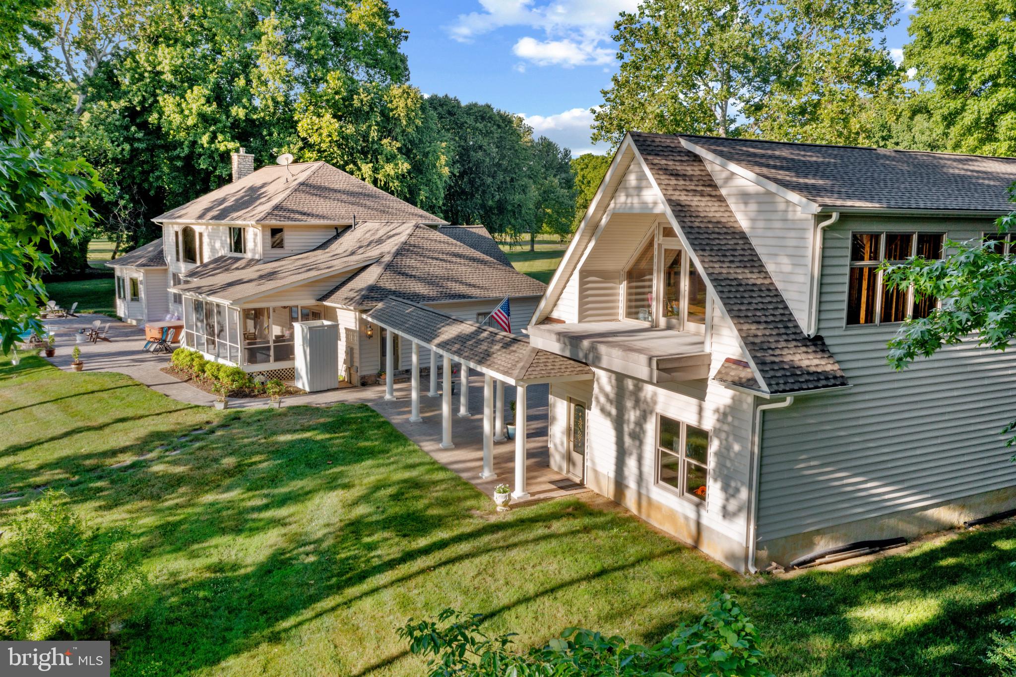 BENNETT POINT - Residential