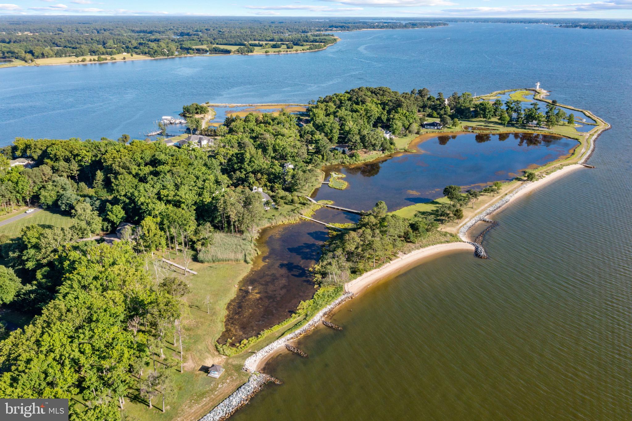 BENNETT POINT - Residential