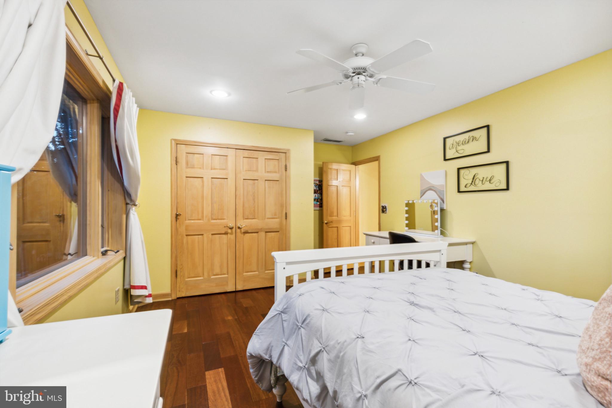 BENNETT POINT - Residential