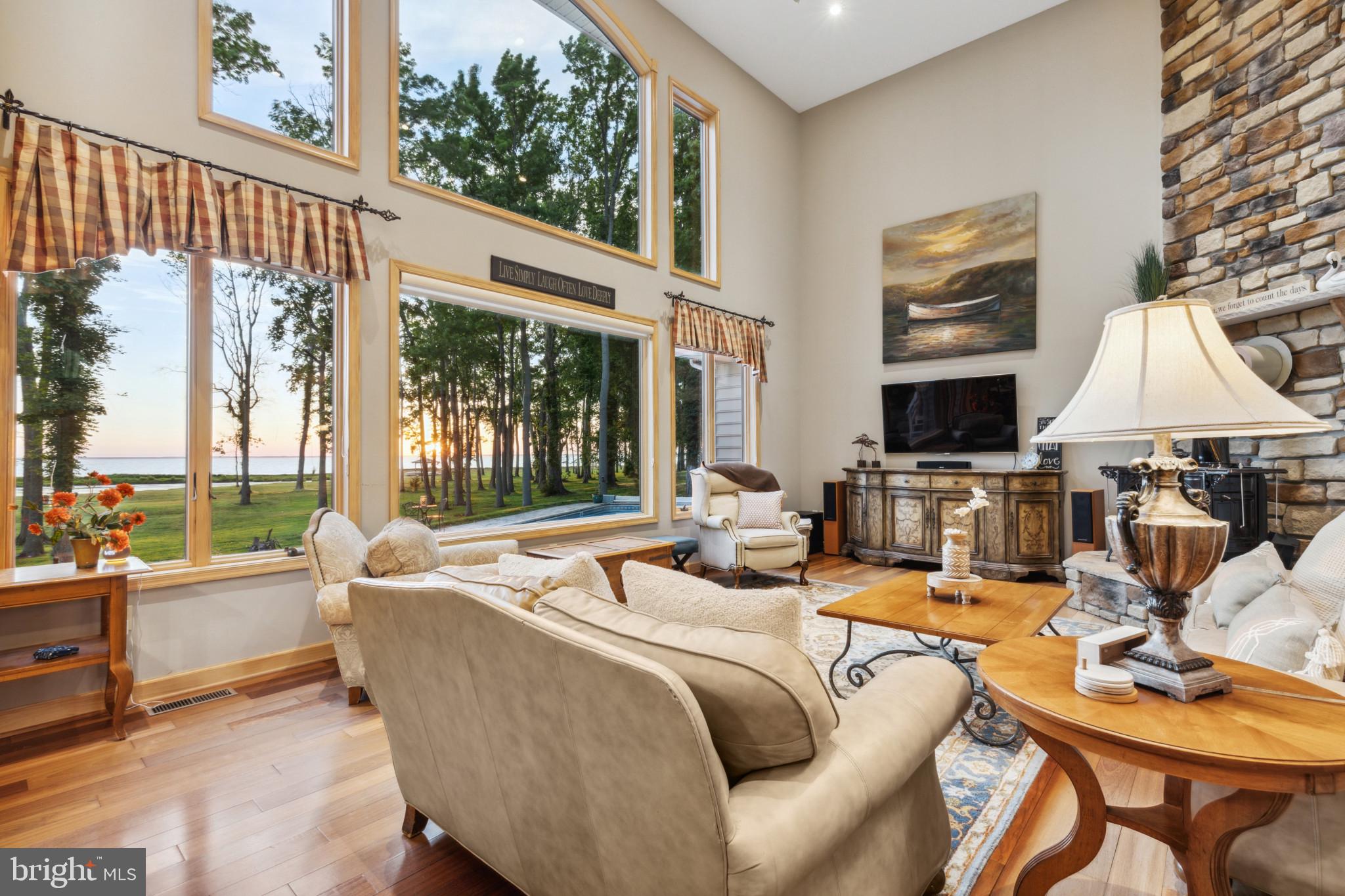 BENNETT POINT - Residential