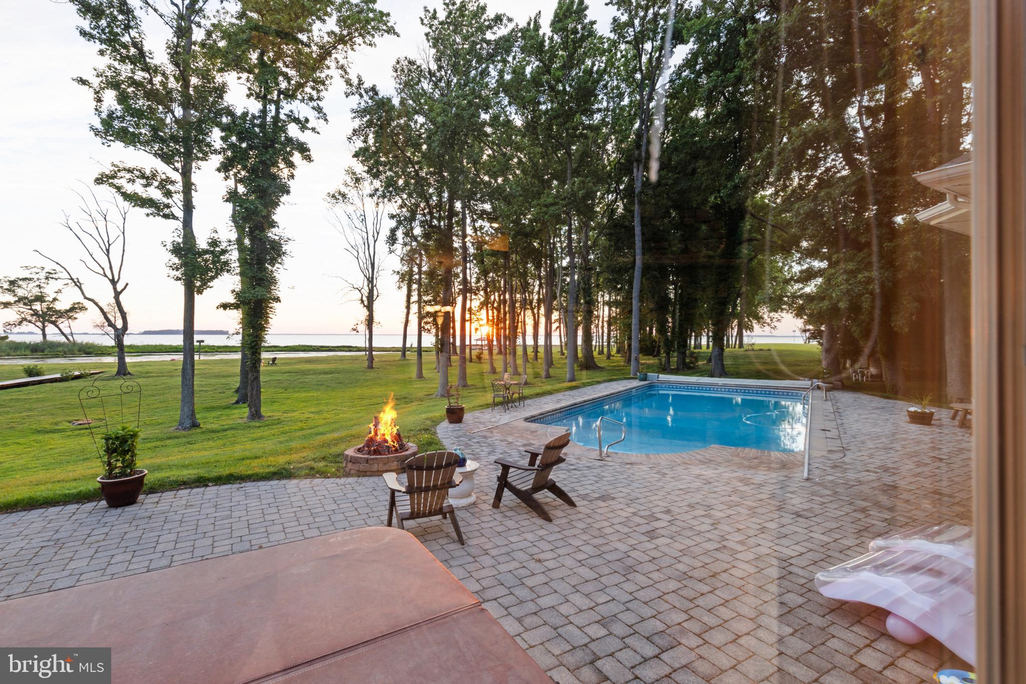 BENNETT POINT - Residential