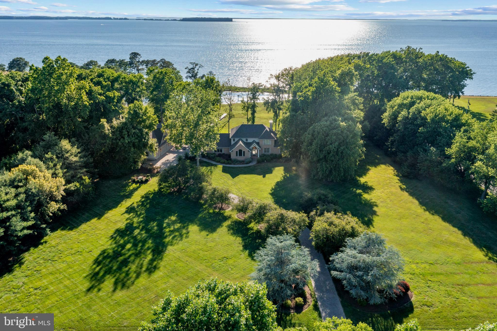 BENNETT POINT - Residential