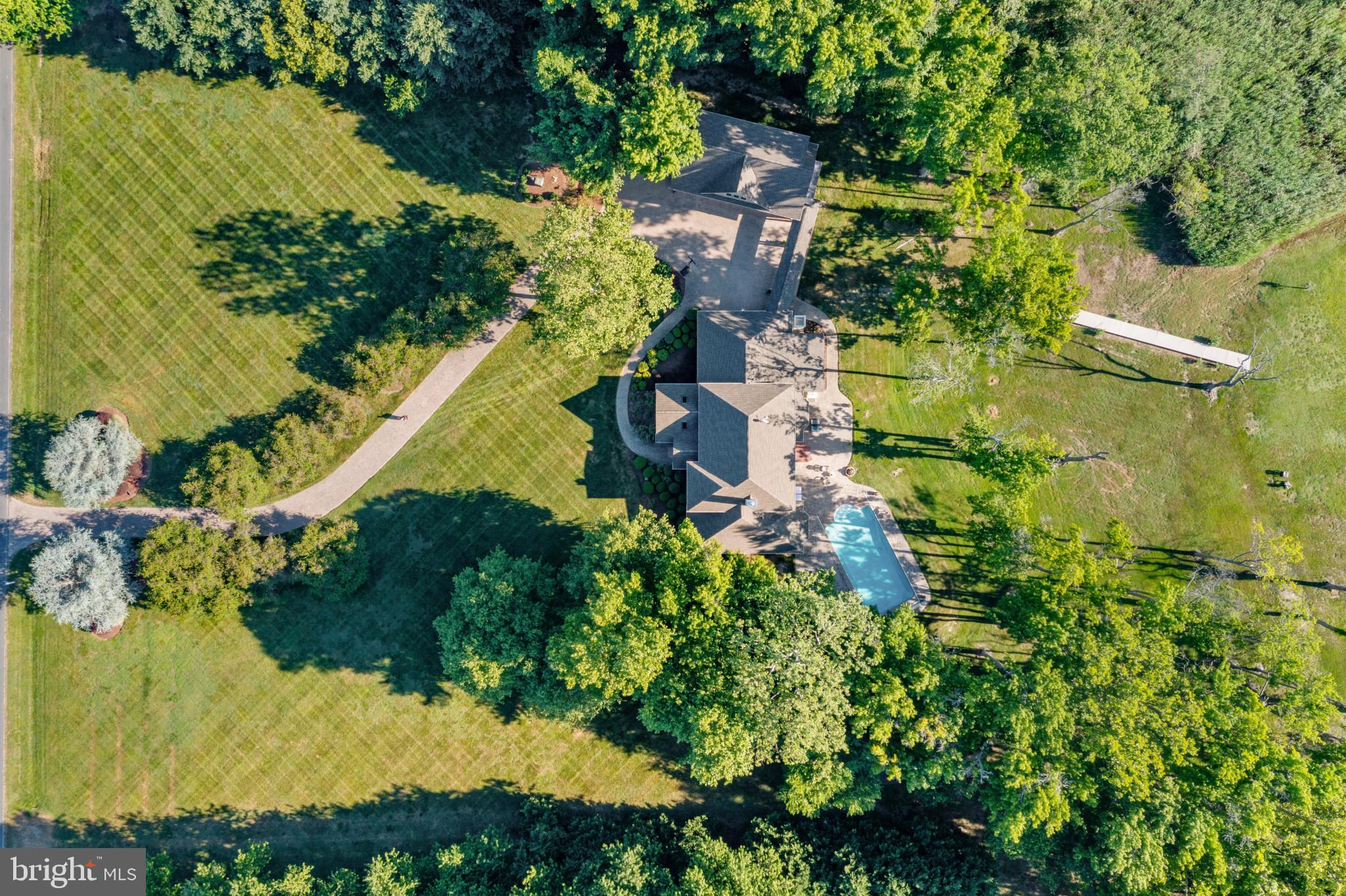 BENNETT POINT - Residential