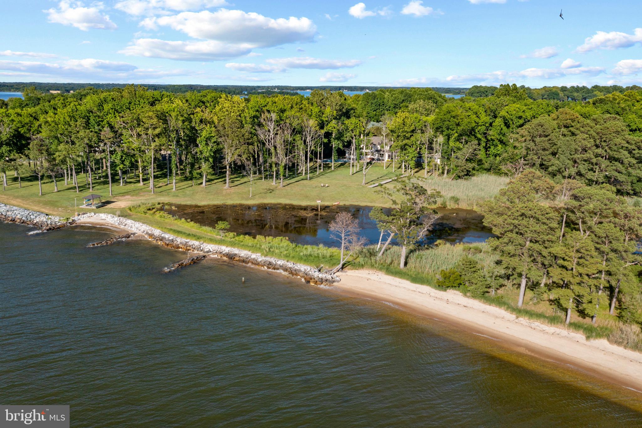 BENNETT POINT - Residential