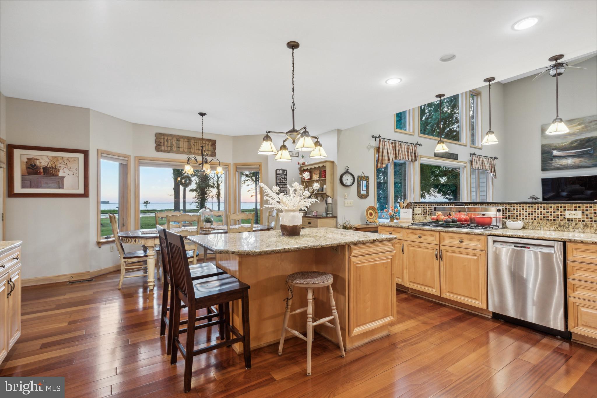 BENNETT POINT - Residential