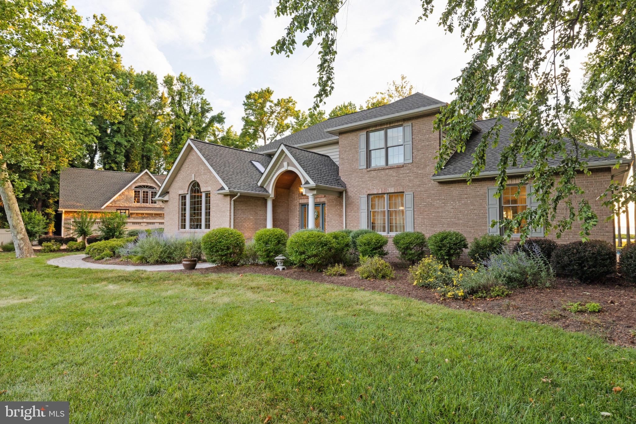 BENNETT POINT - Residential