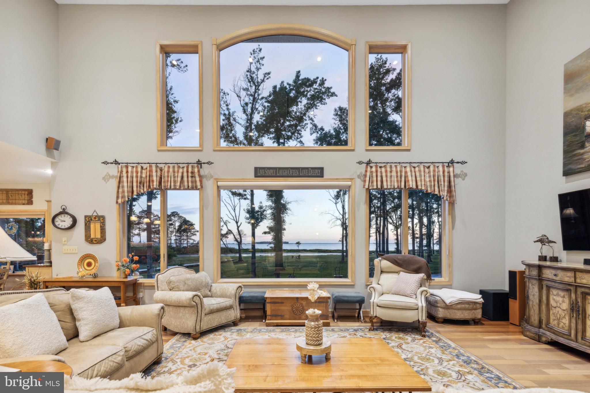 BENNETT POINT - Residential