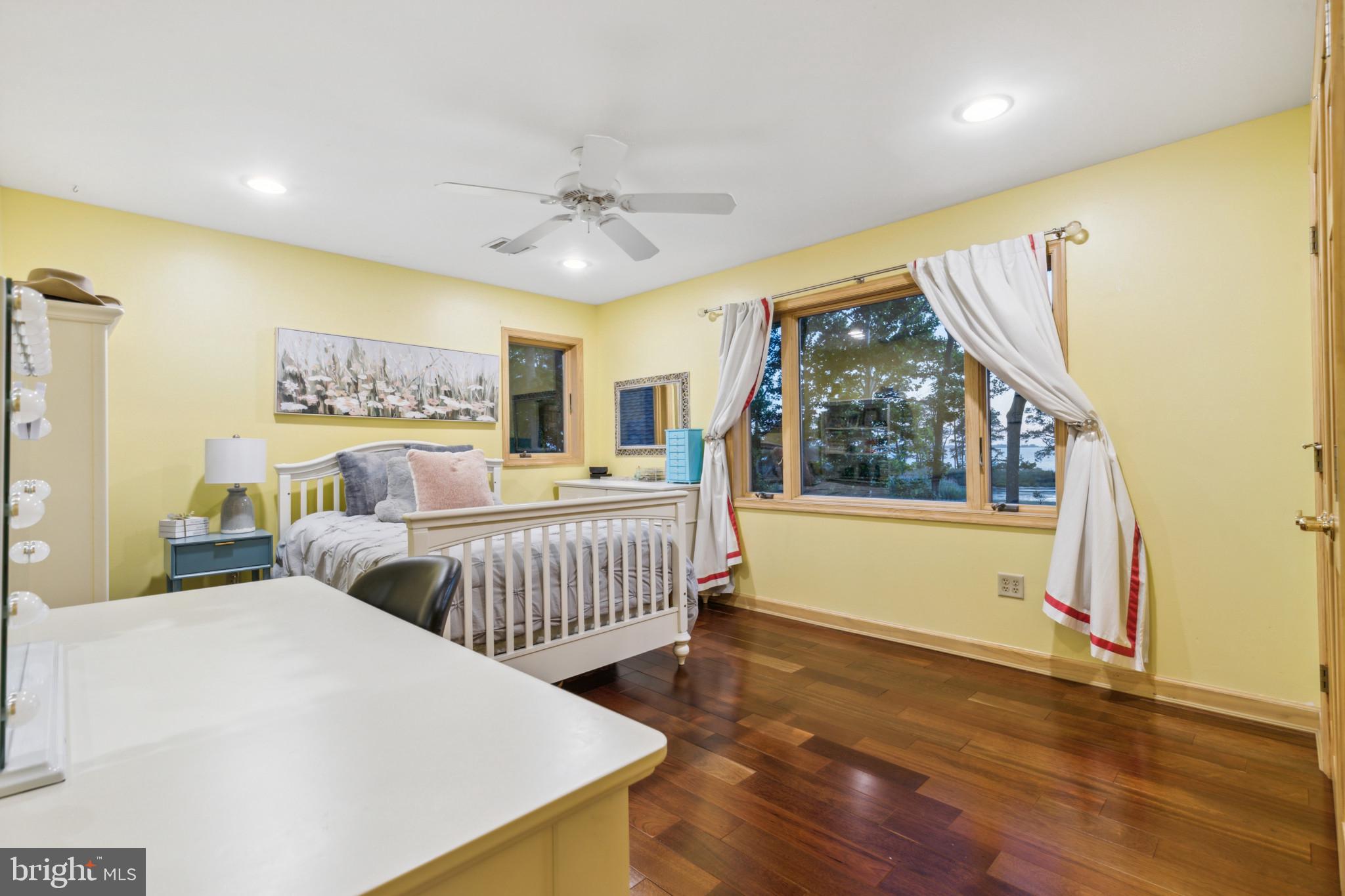 BENNETT POINT - Residential