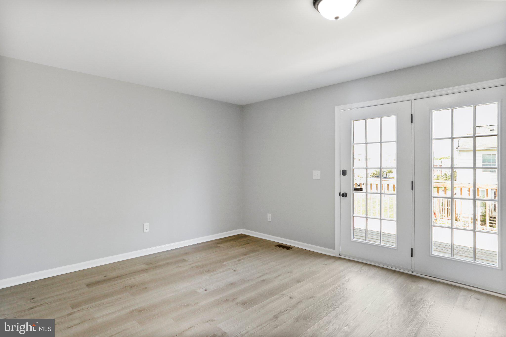 PRENTISS POINT - Residential