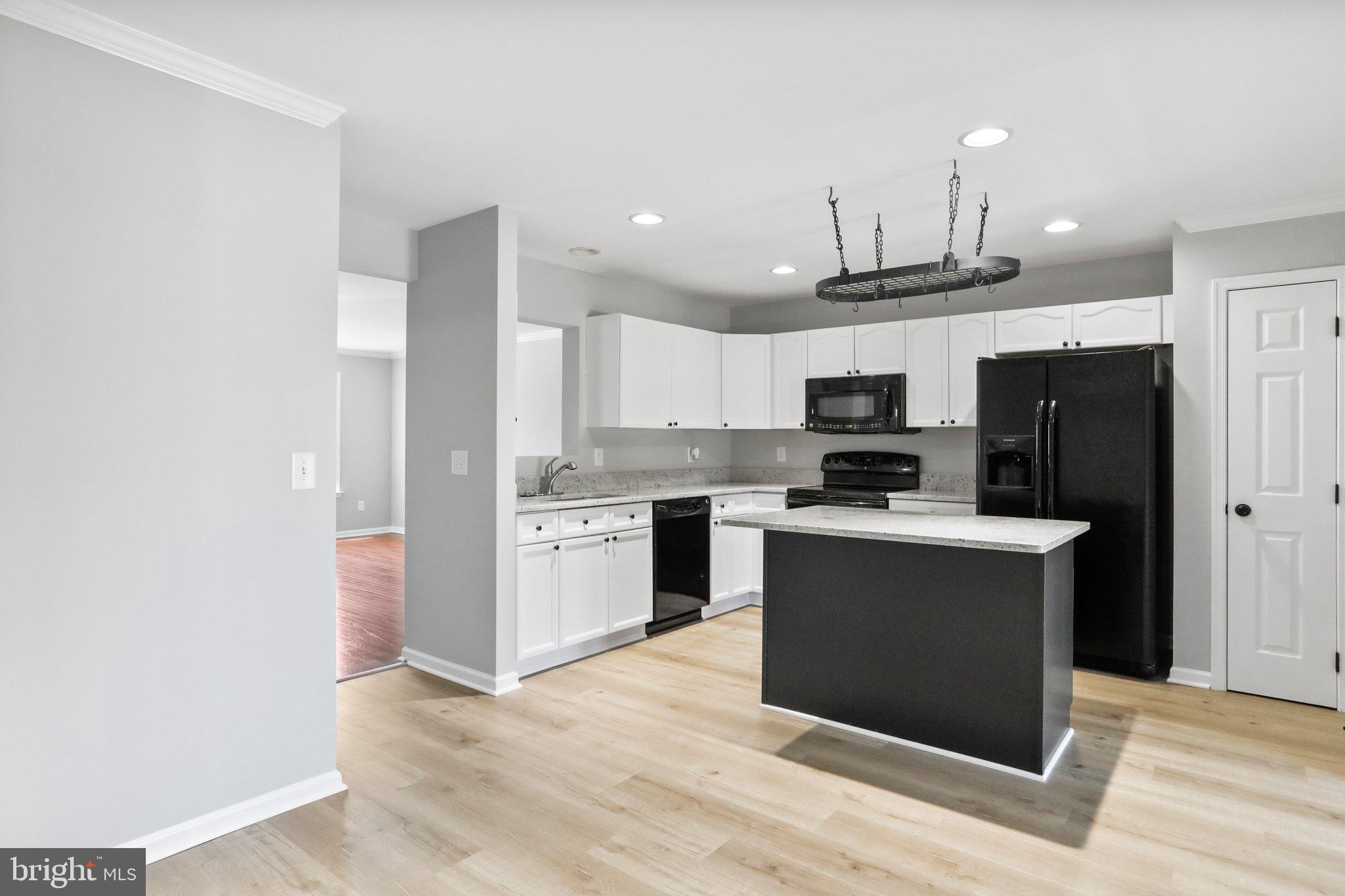 PRENTISS POINT - Residential