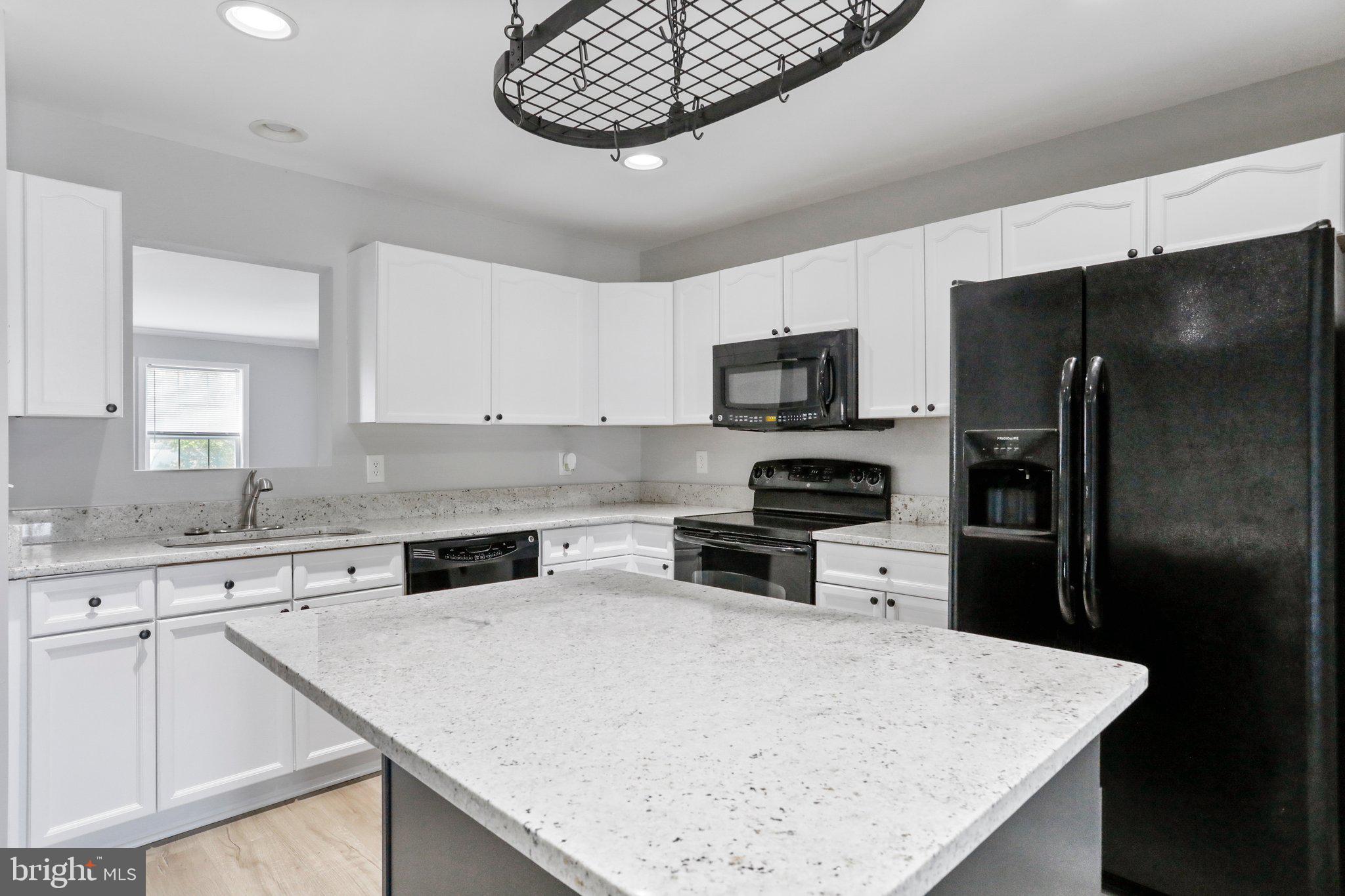 PRENTISS POINT - Residential