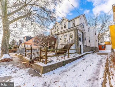 102 Ardsley Road, Upper Darby, PA MLS: PADE2081830