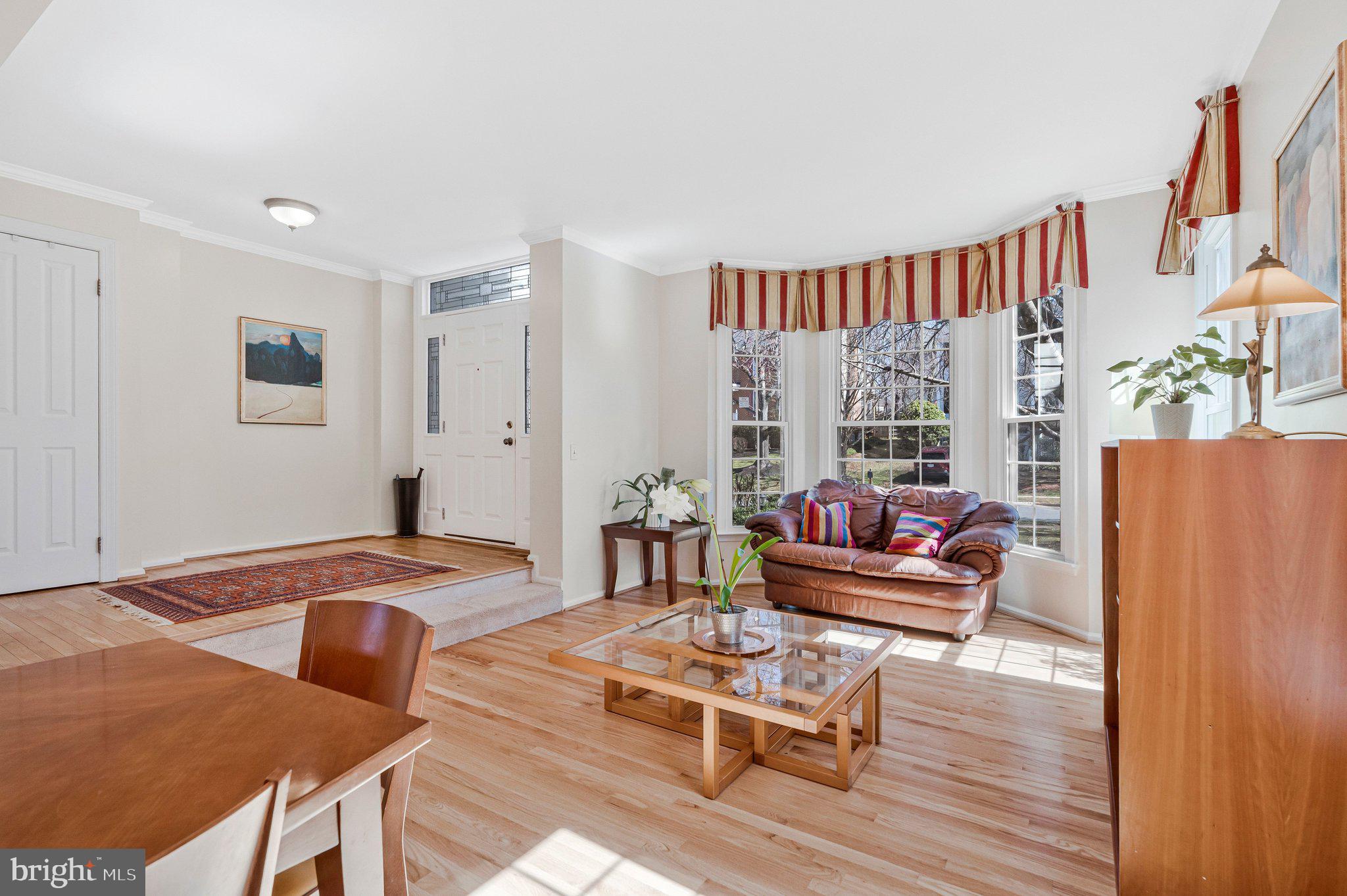 POTOMAC LAKES - Residential