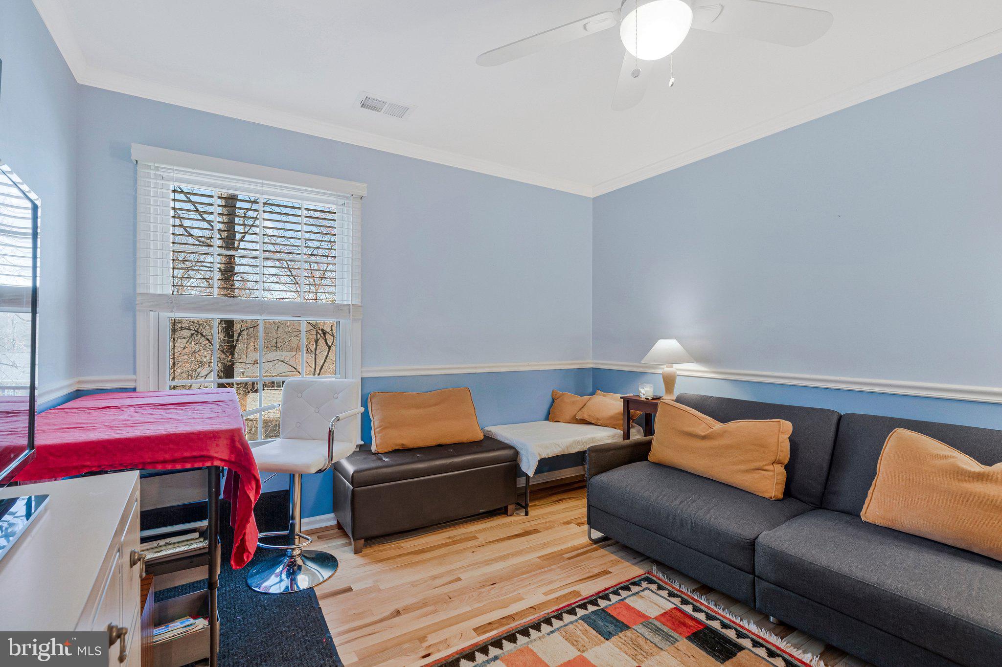 POTOMAC LAKES - Residential