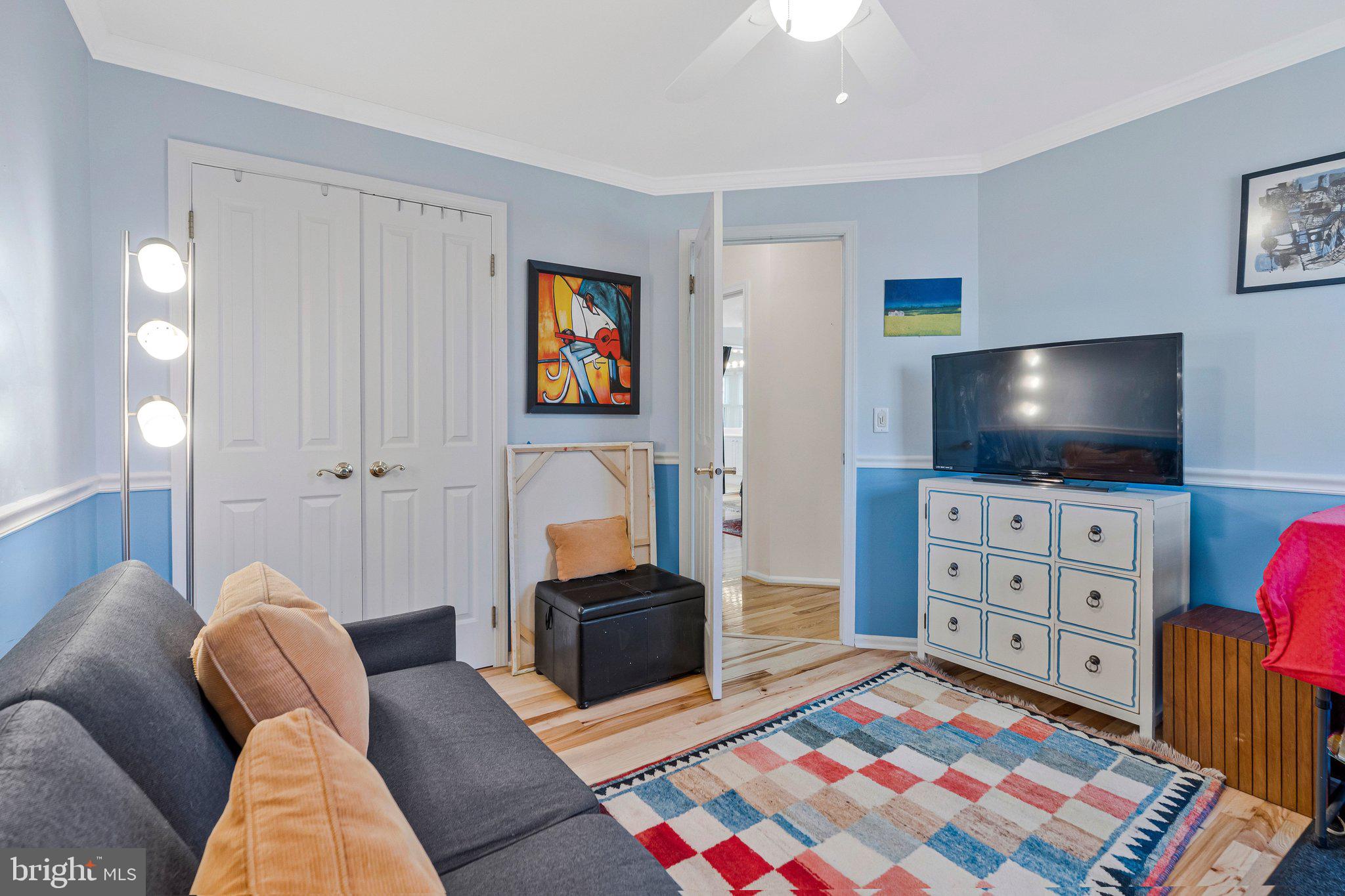 POTOMAC LAKES - Residential