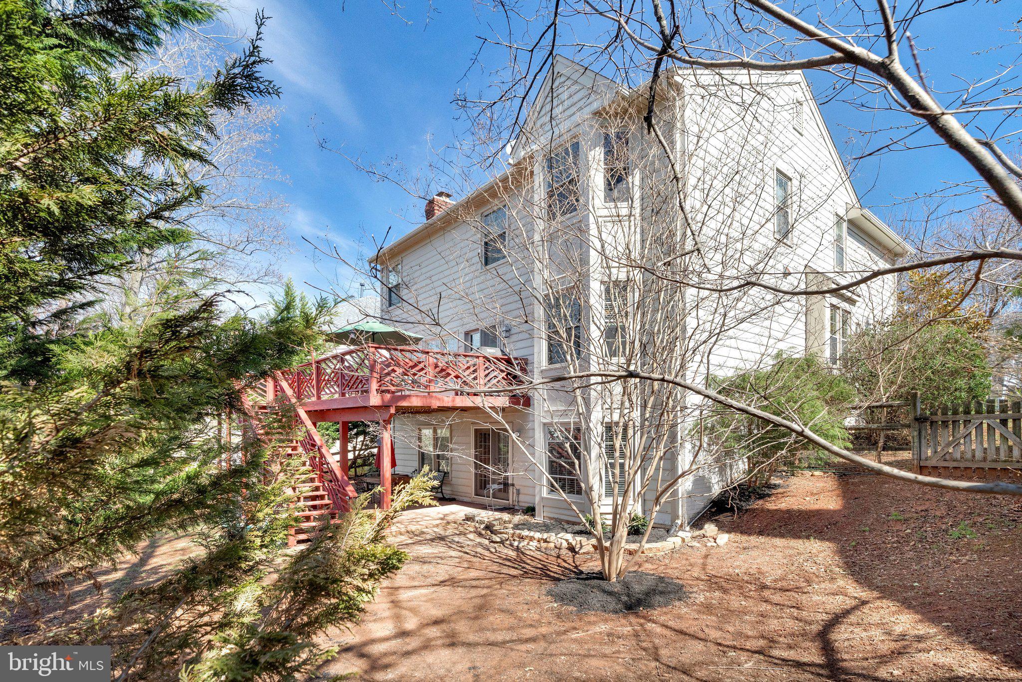 POTOMAC LAKES - Residential