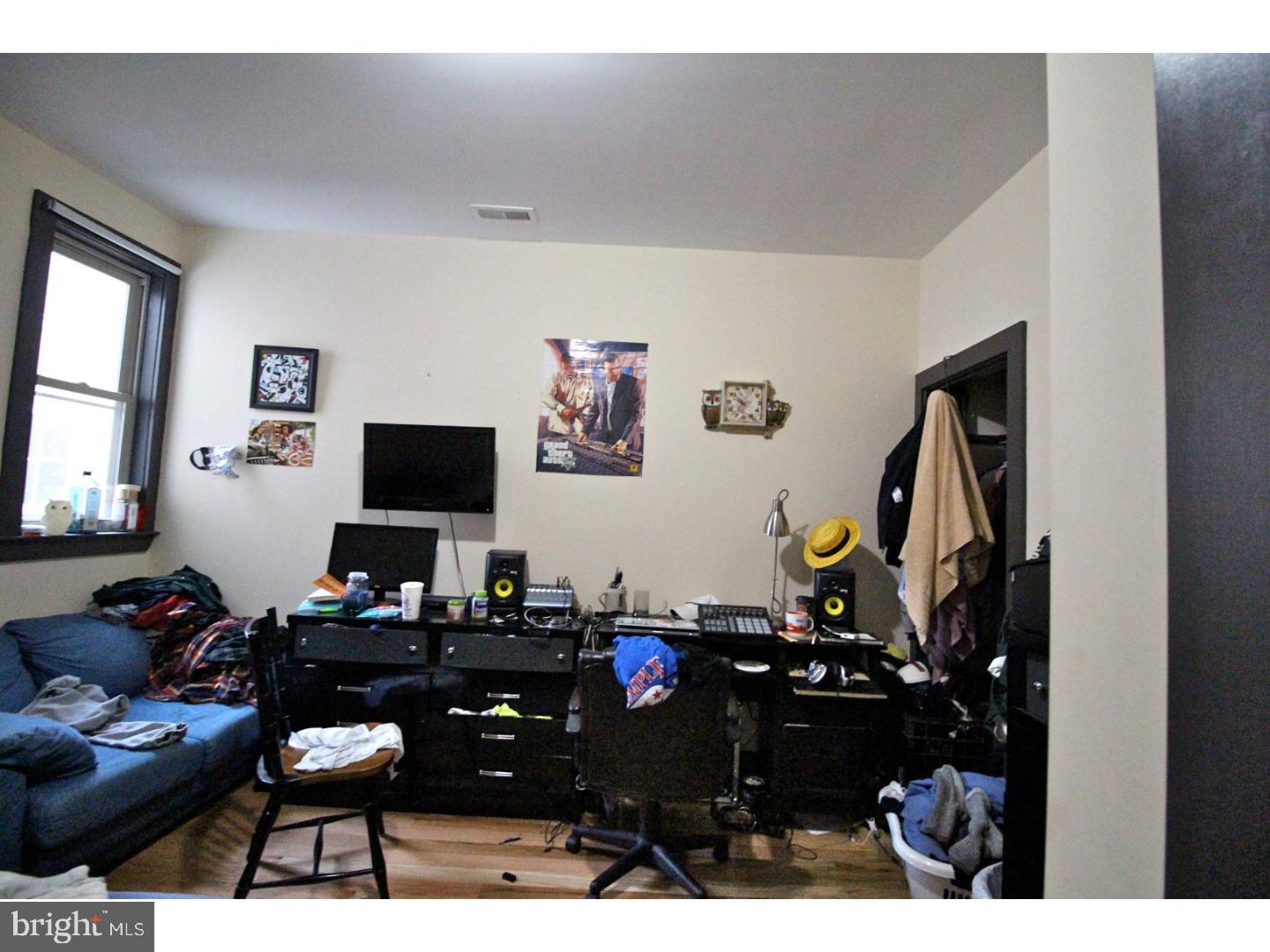 TEMPLE UNIVERSITY - Residential Lease