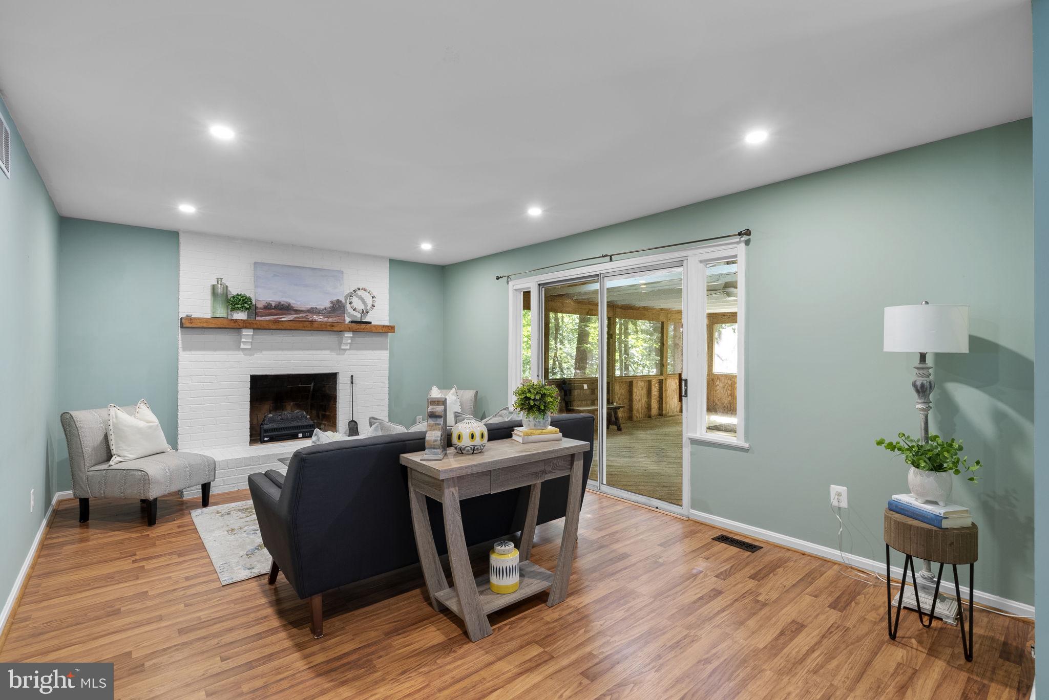 2409 WOOD STREAM COURT