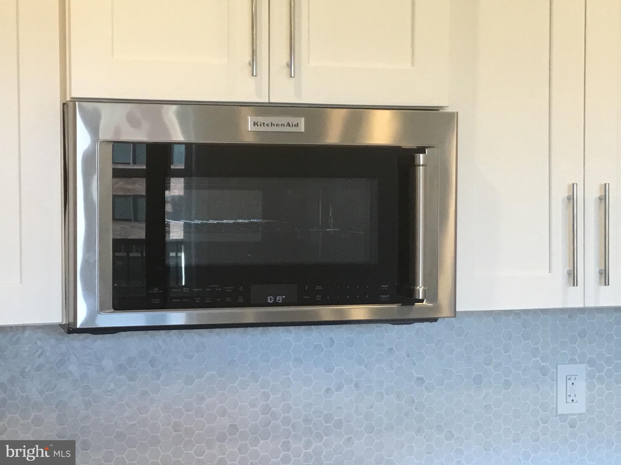 LOFTS AT RESTON STATION - Residential Lease