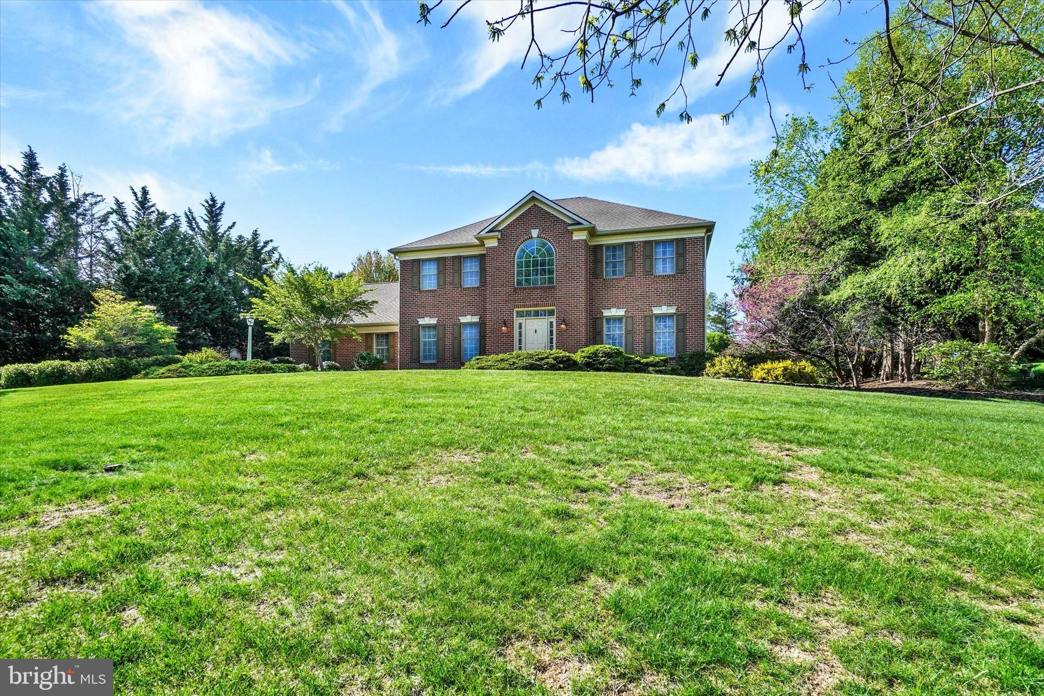 1045 WYNDWARD COURT