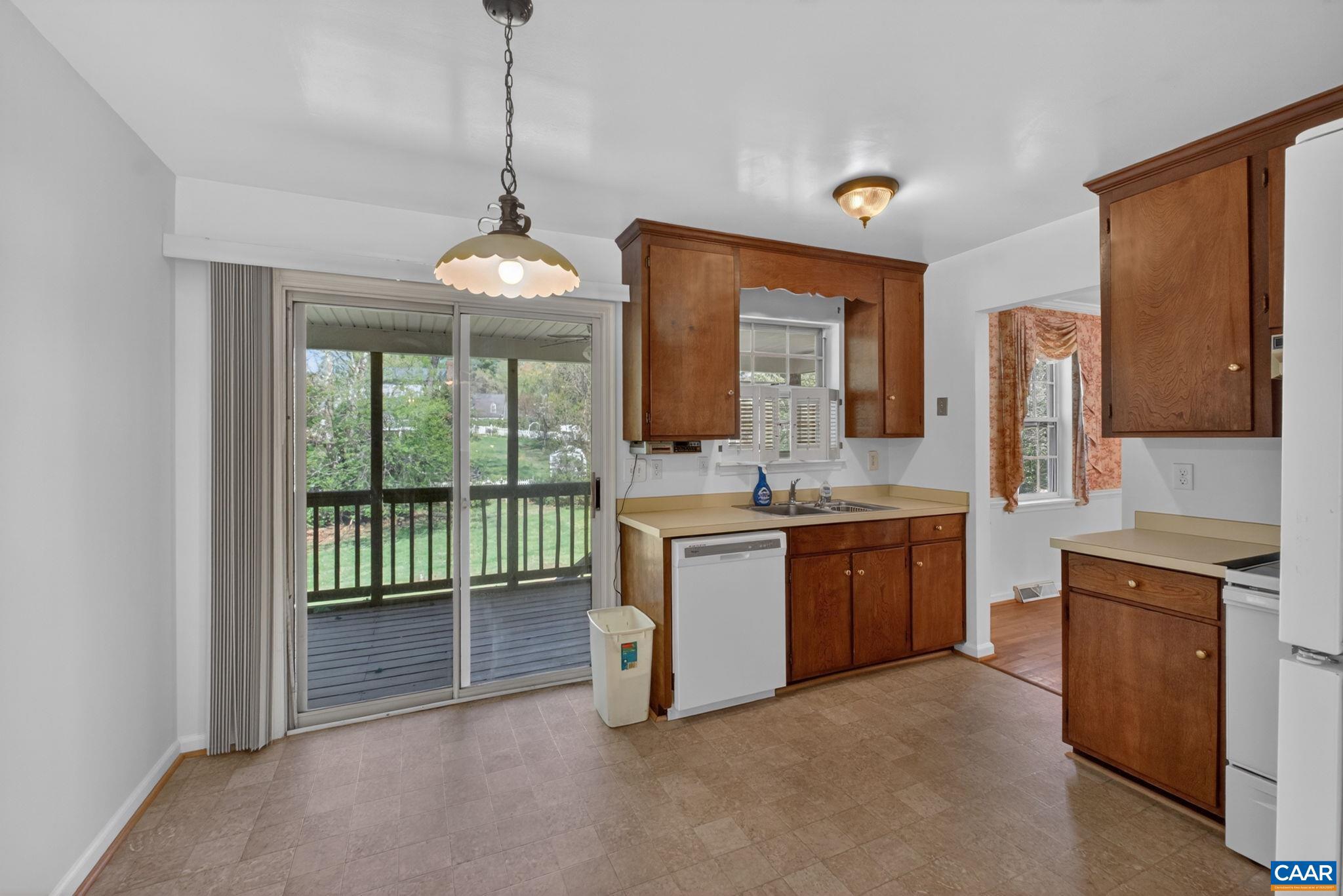 HOLLYMEAD - Residential