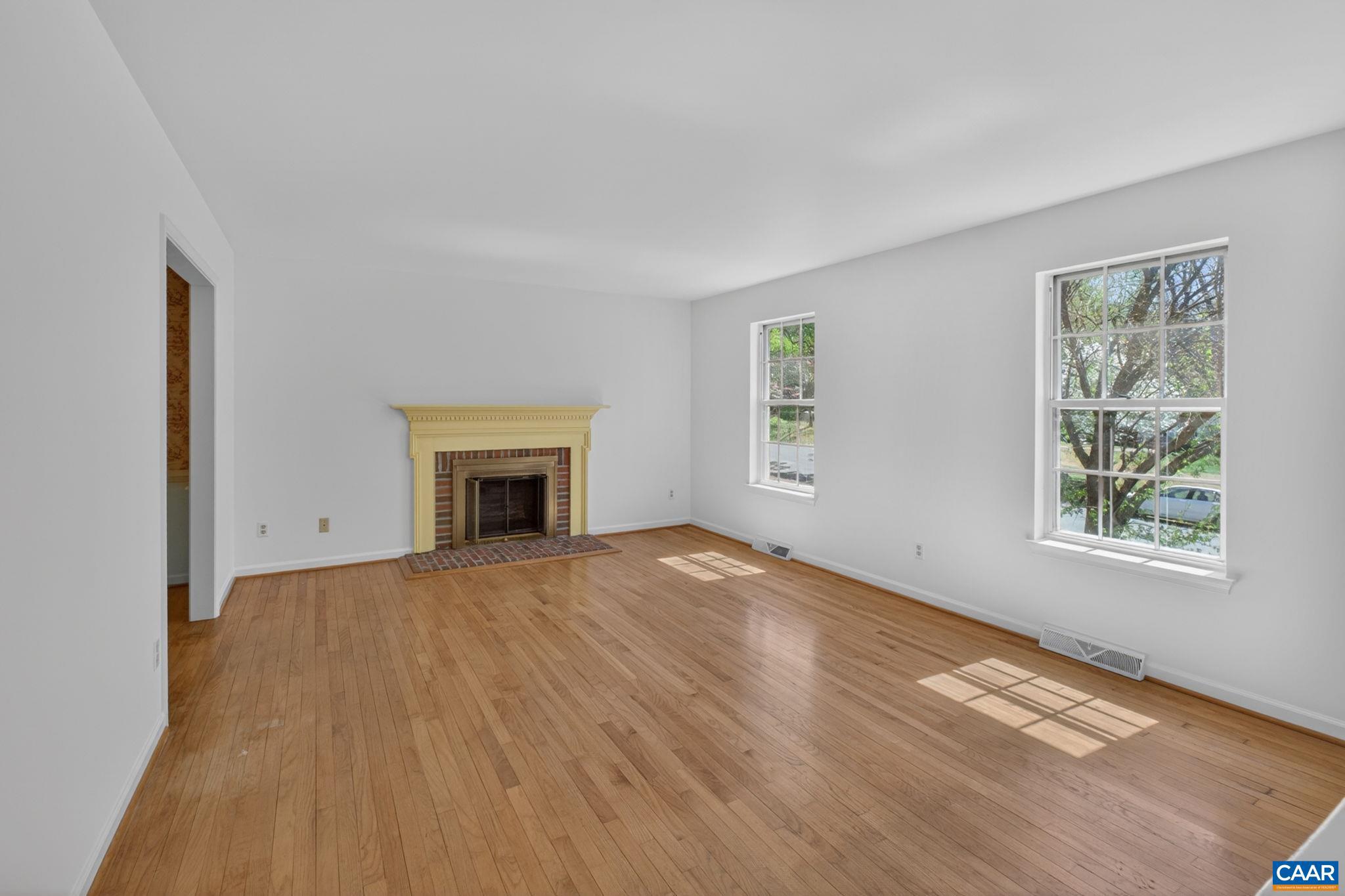 HOLLYMEAD - Residential