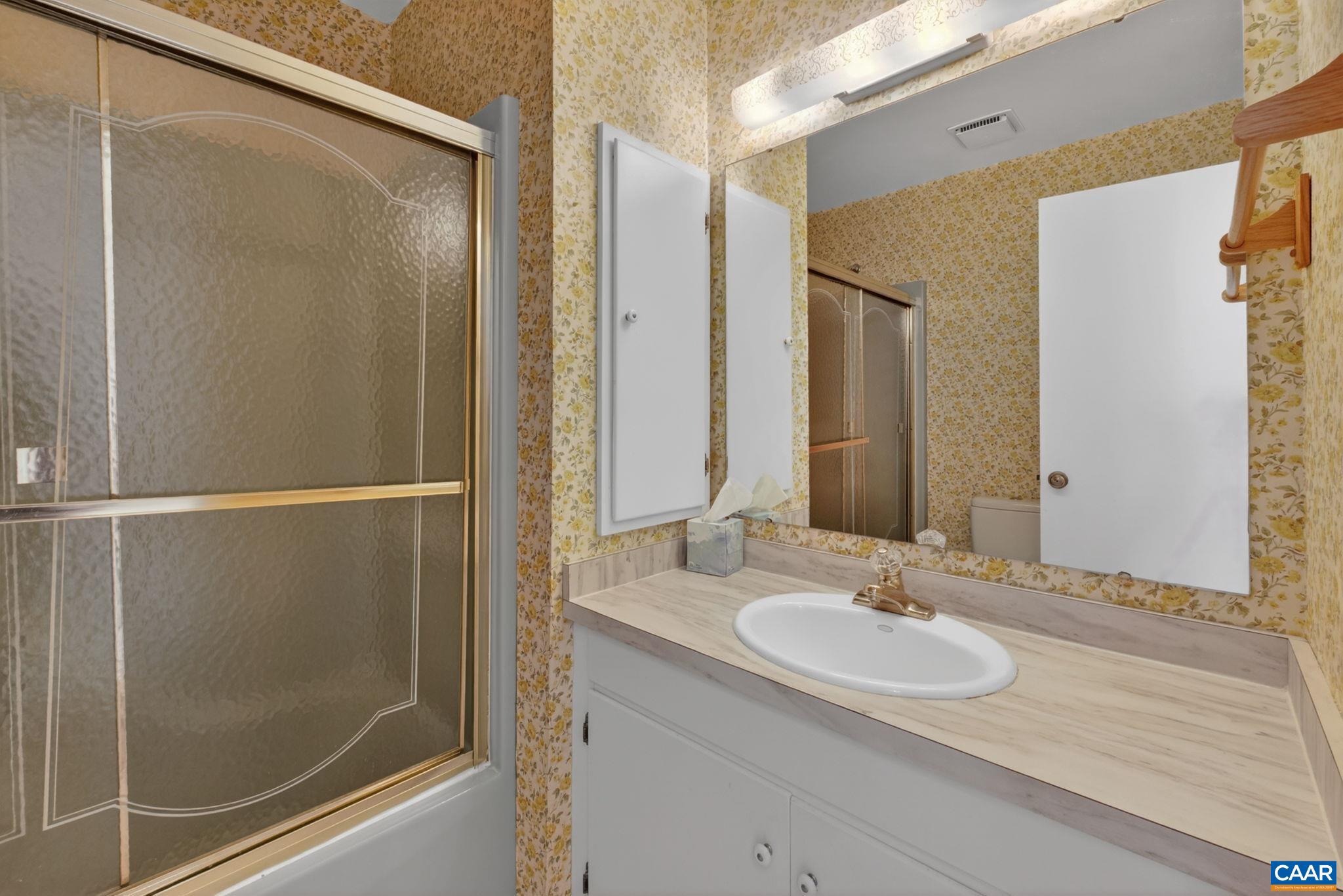 HOLLYMEAD - Residential