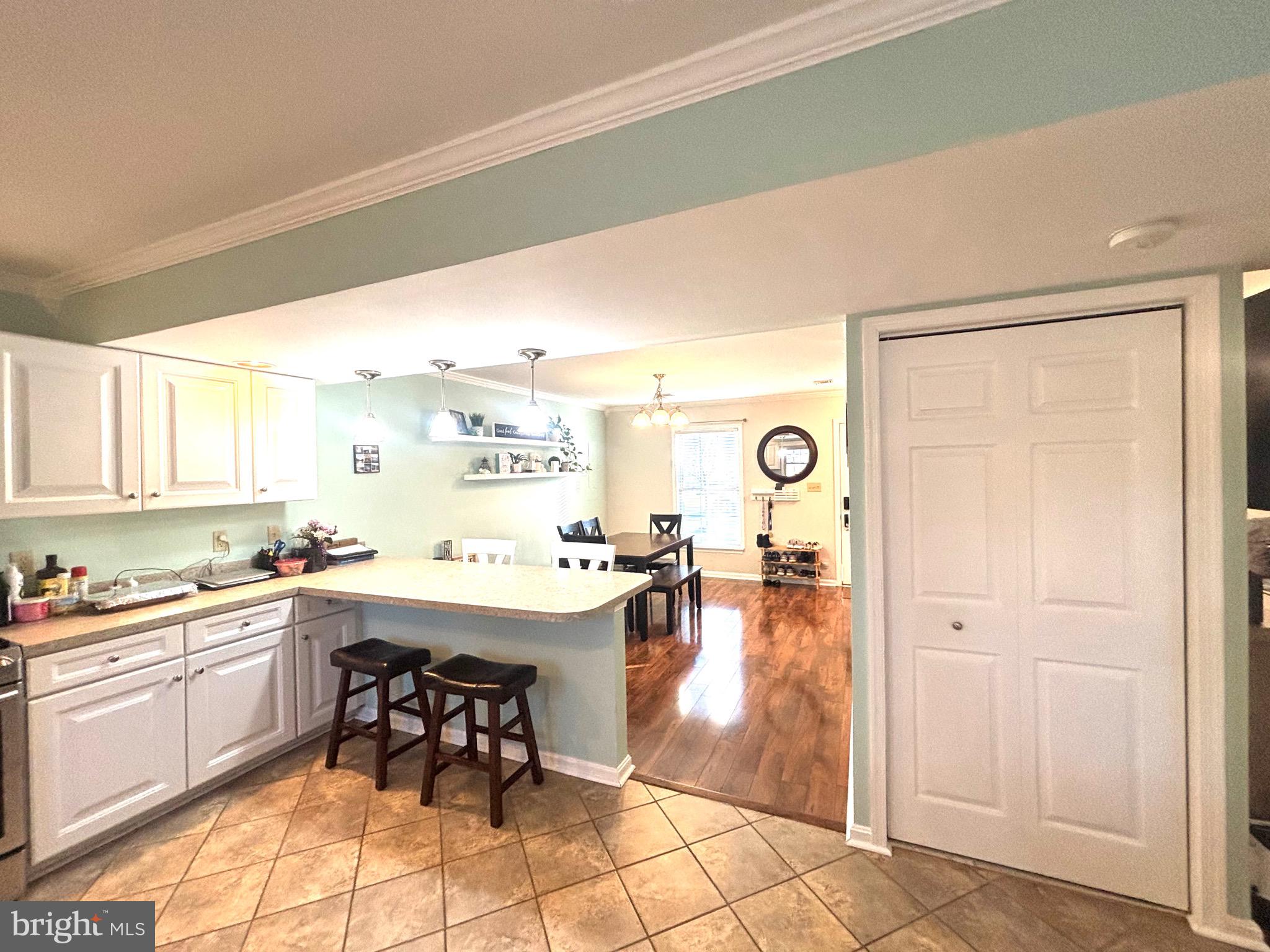 MELBOURNE PLACE - Residential