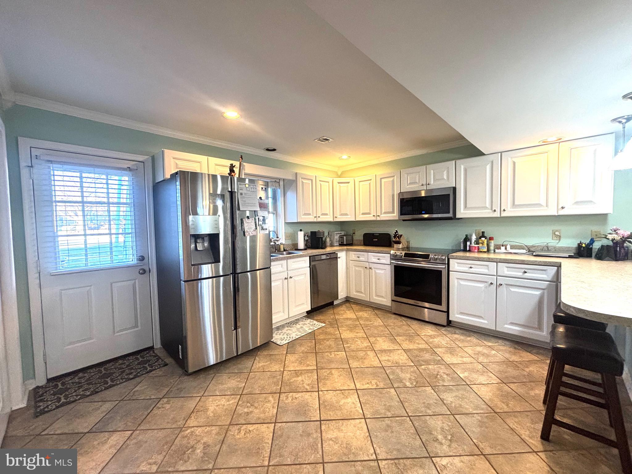 MELBOURNE PLACE - Residential