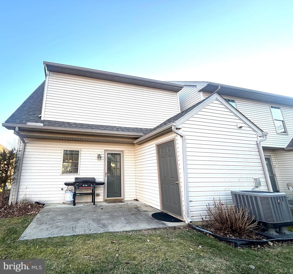 Photo of 368 Melbourne Ln, MECHANICSBURG, PA 17055 (MLS # PACB2051500)
