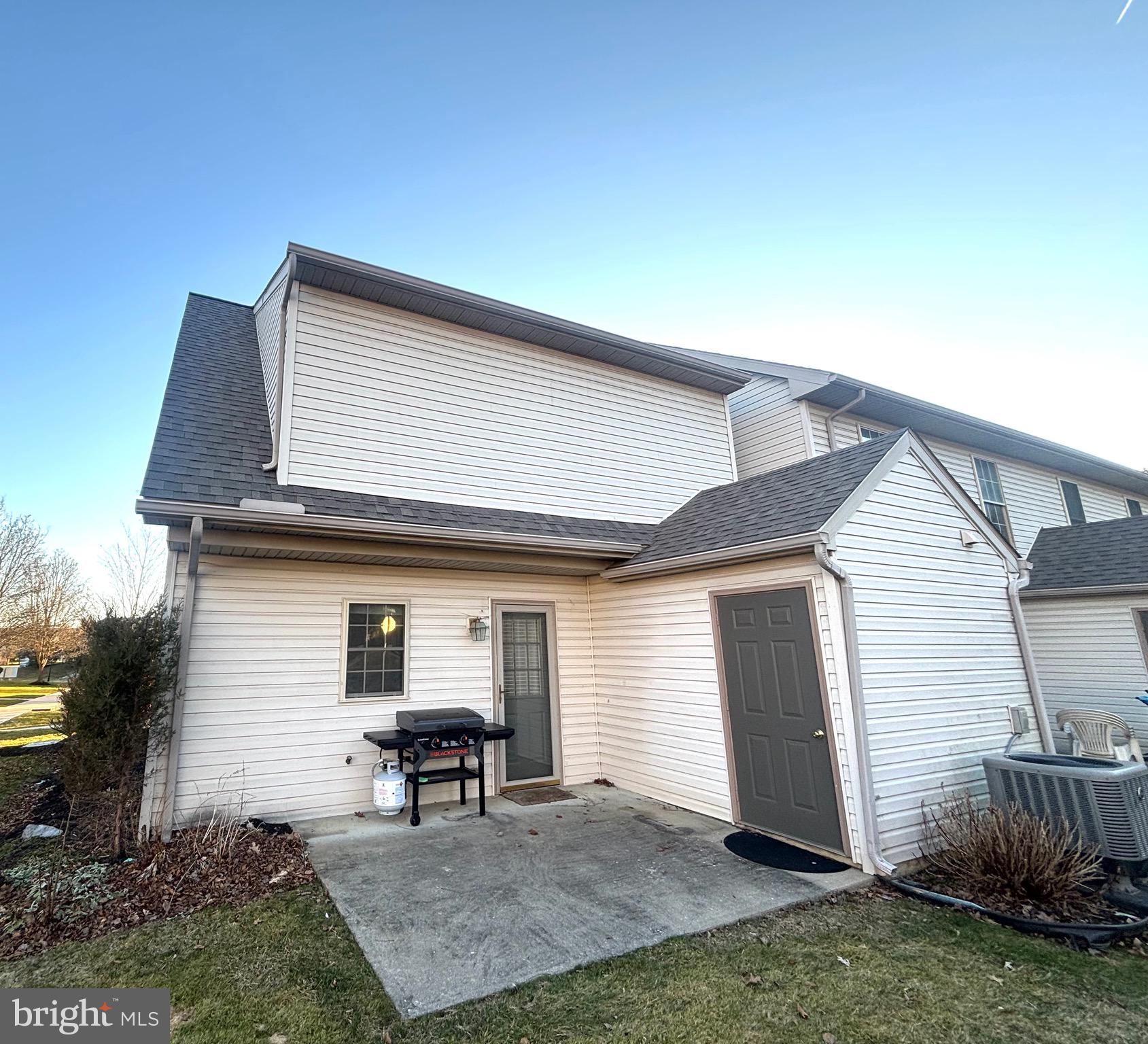 MELBOURNE PLACE - Residential