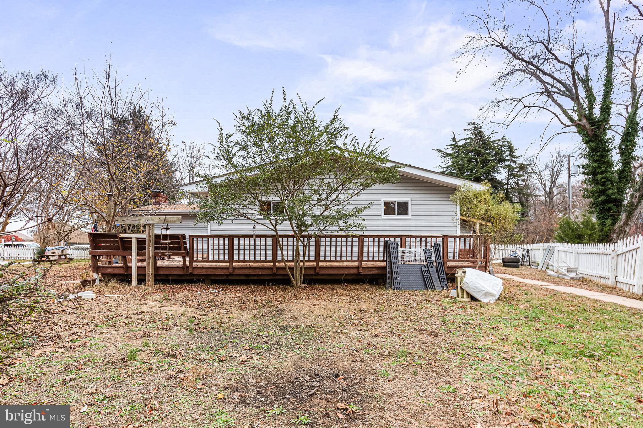 BLUFF POINT - Residential