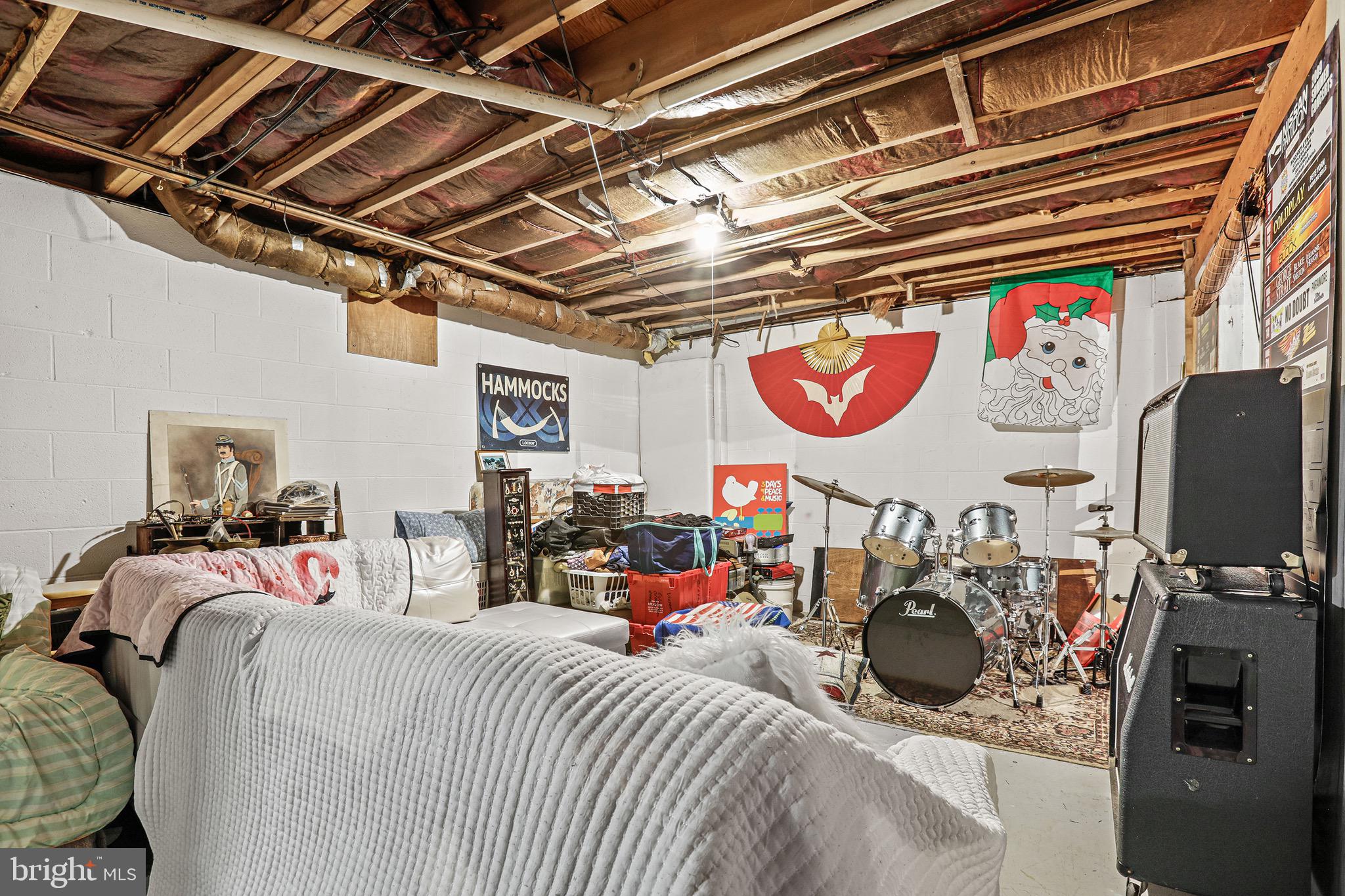 BLUFF POINT - Residential