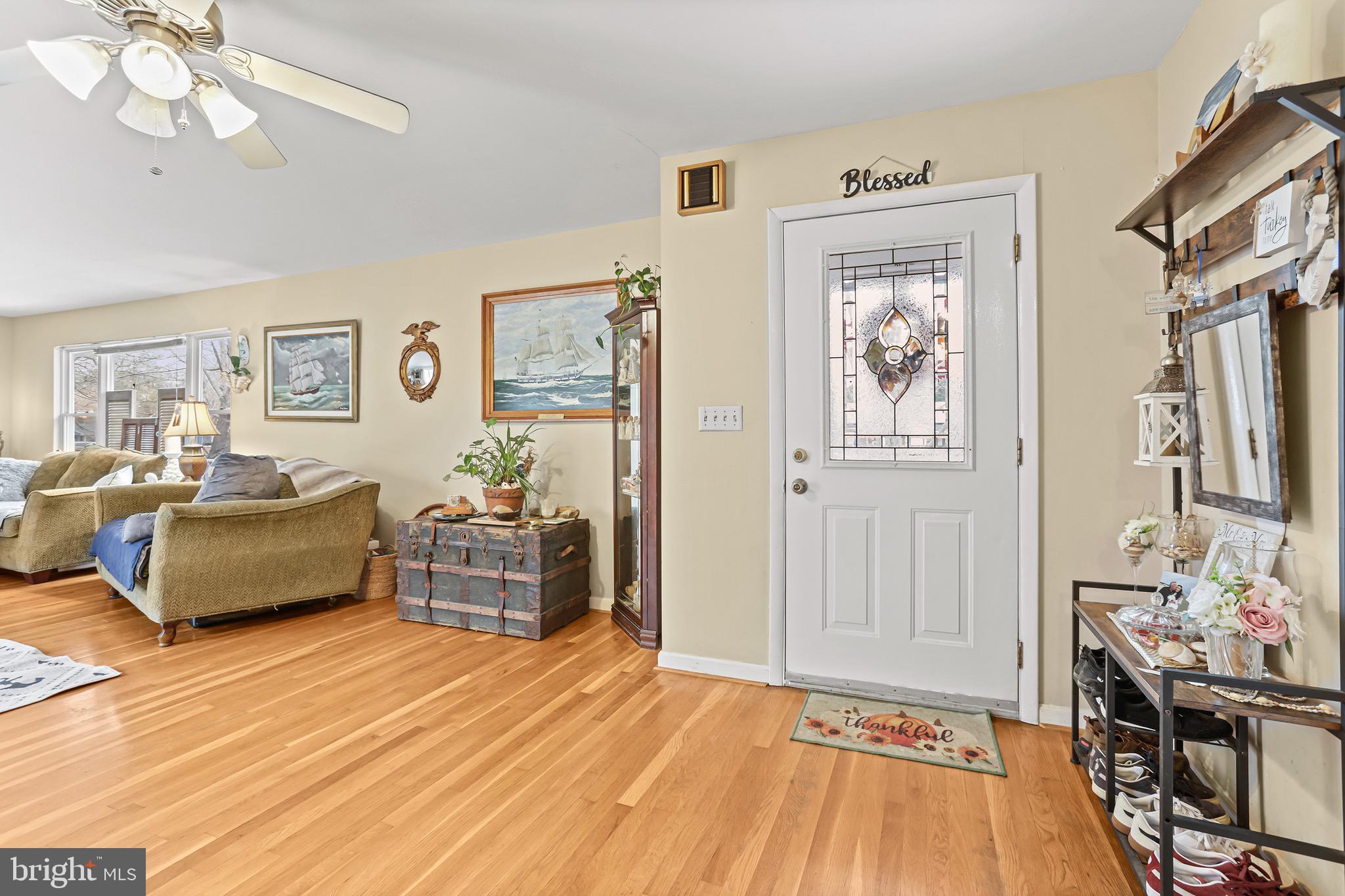 BLUFF POINT - Residential