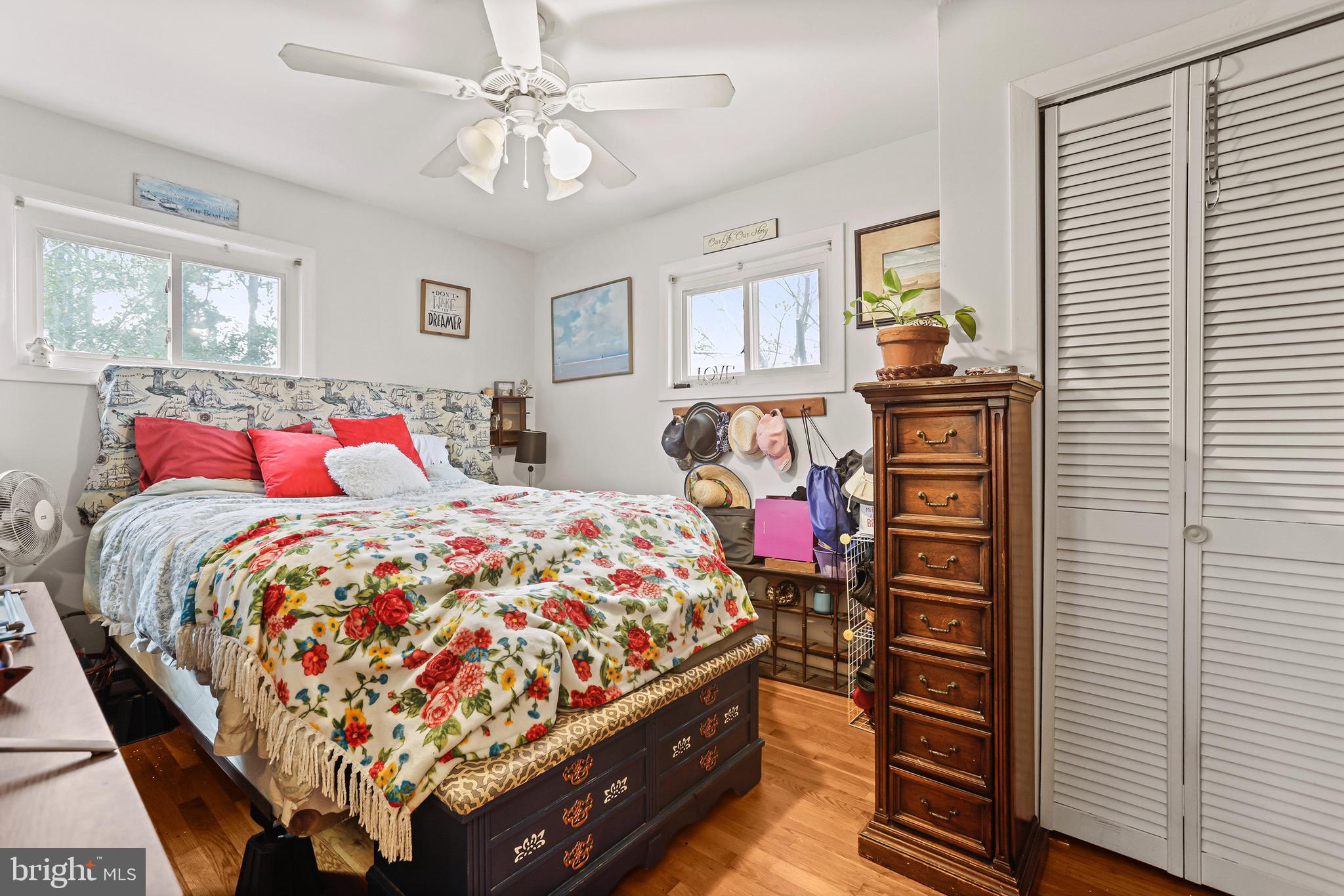 BLUFF POINT - Residential