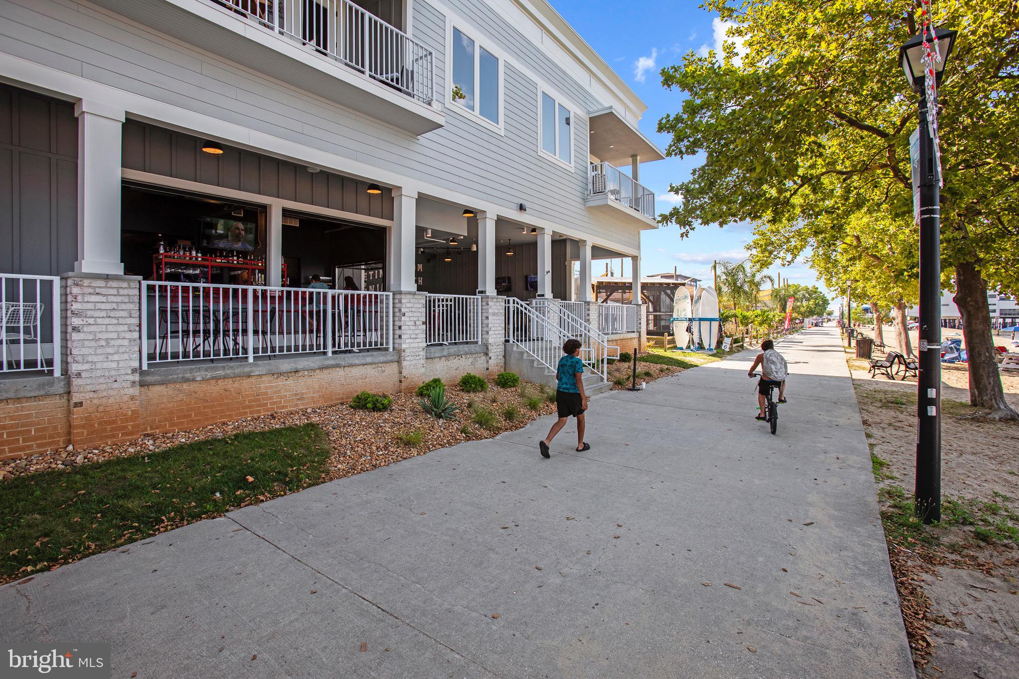 BLUFF POINT - Residential