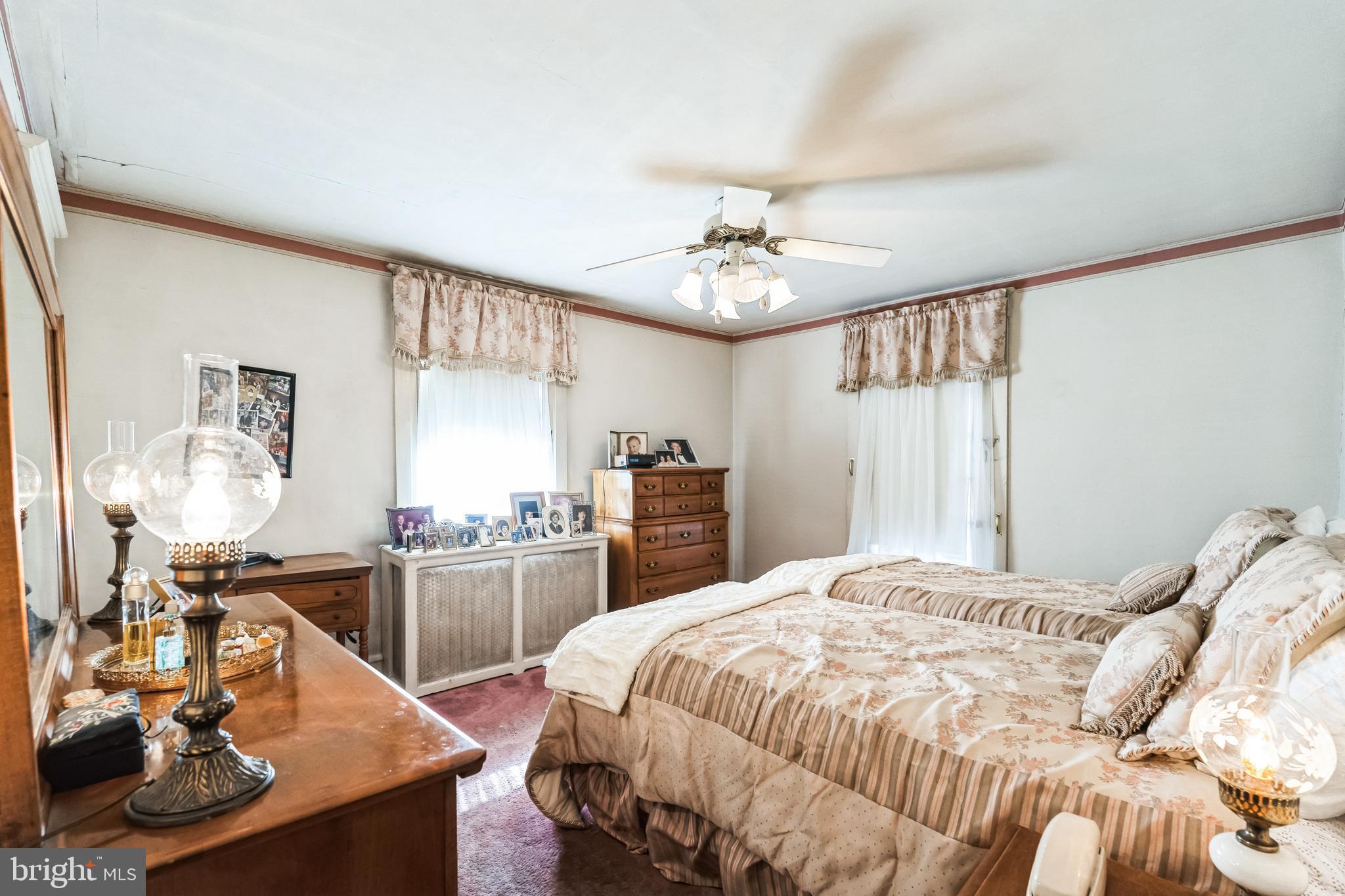 ROWLAND PARK - Residential