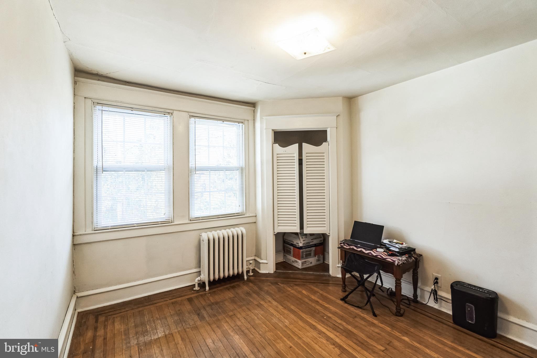 ROWLAND PARK - Residential