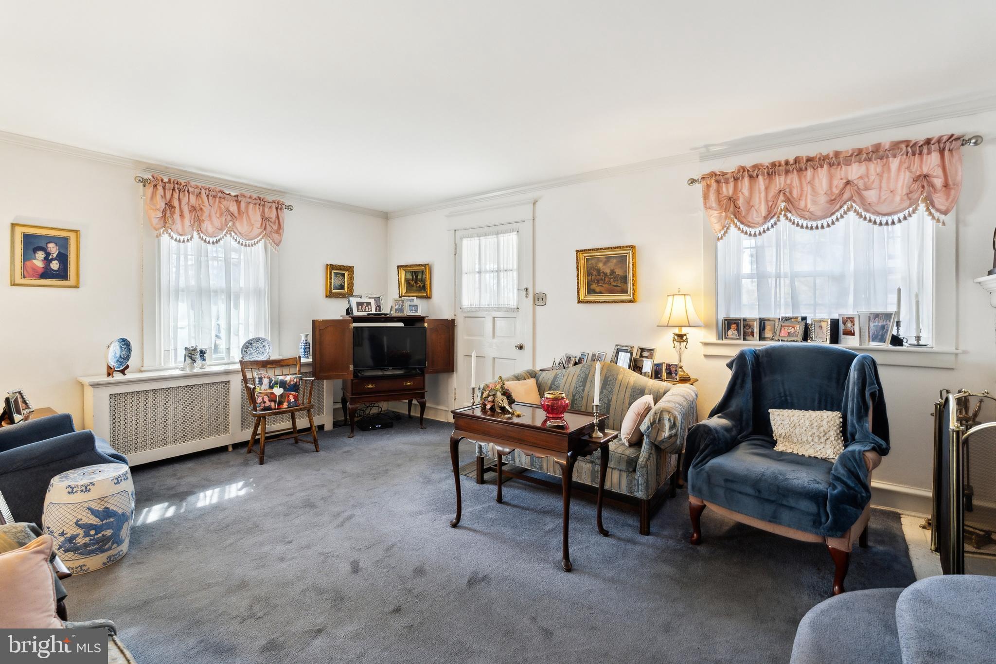 ROWLAND PARK - Residential