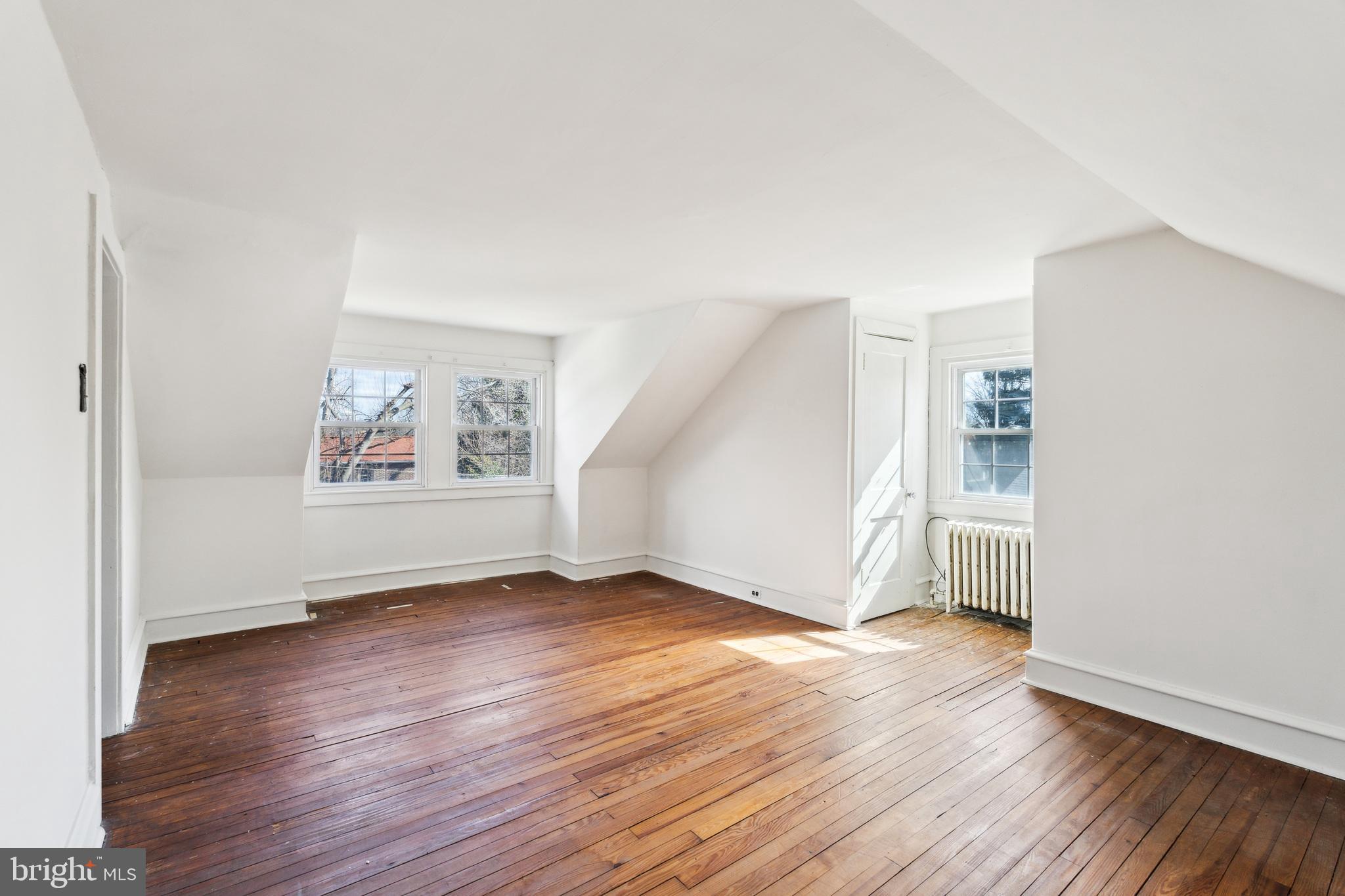 ROWLAND PARK - Residential