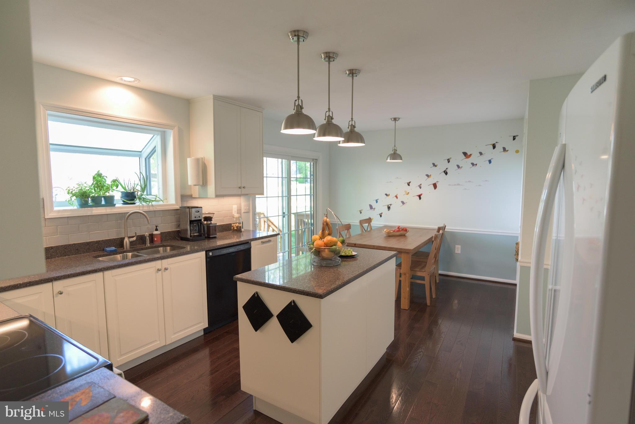 LAKE RIDGE - Residential