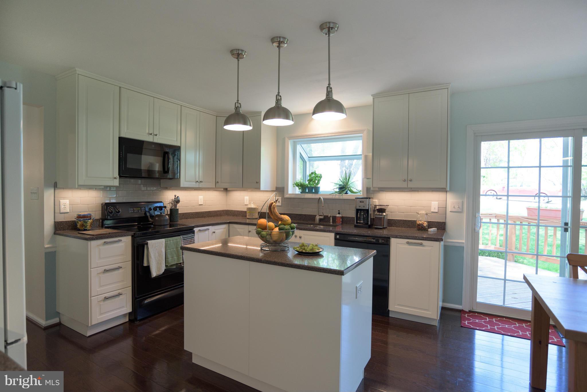 LAKE RIDGE - Residential