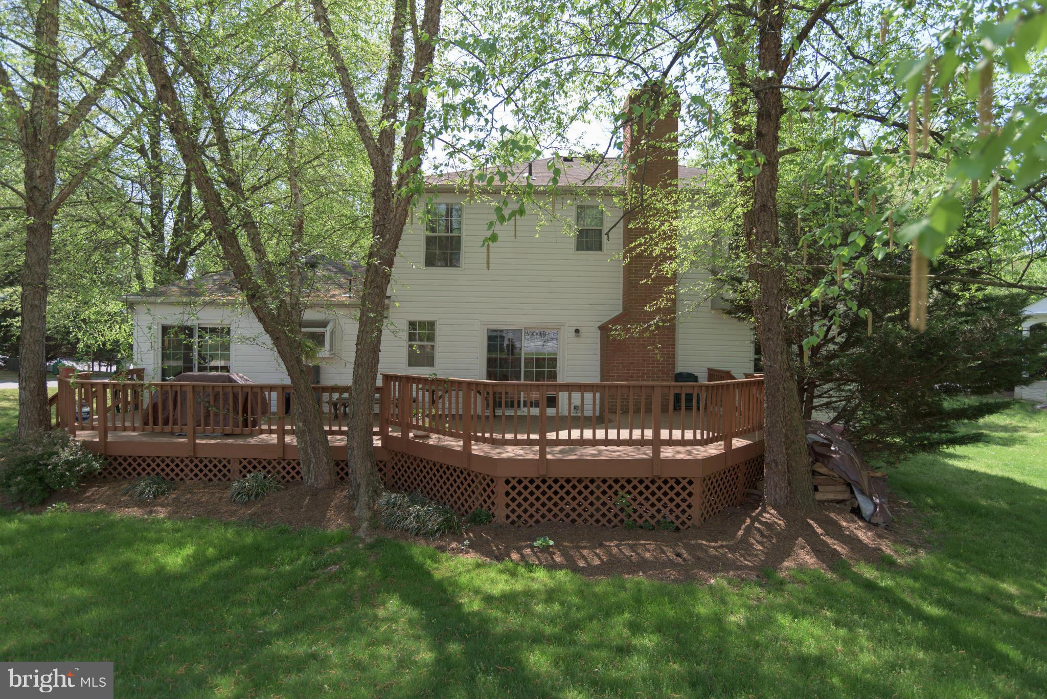 LAKE RIDGE - Residential