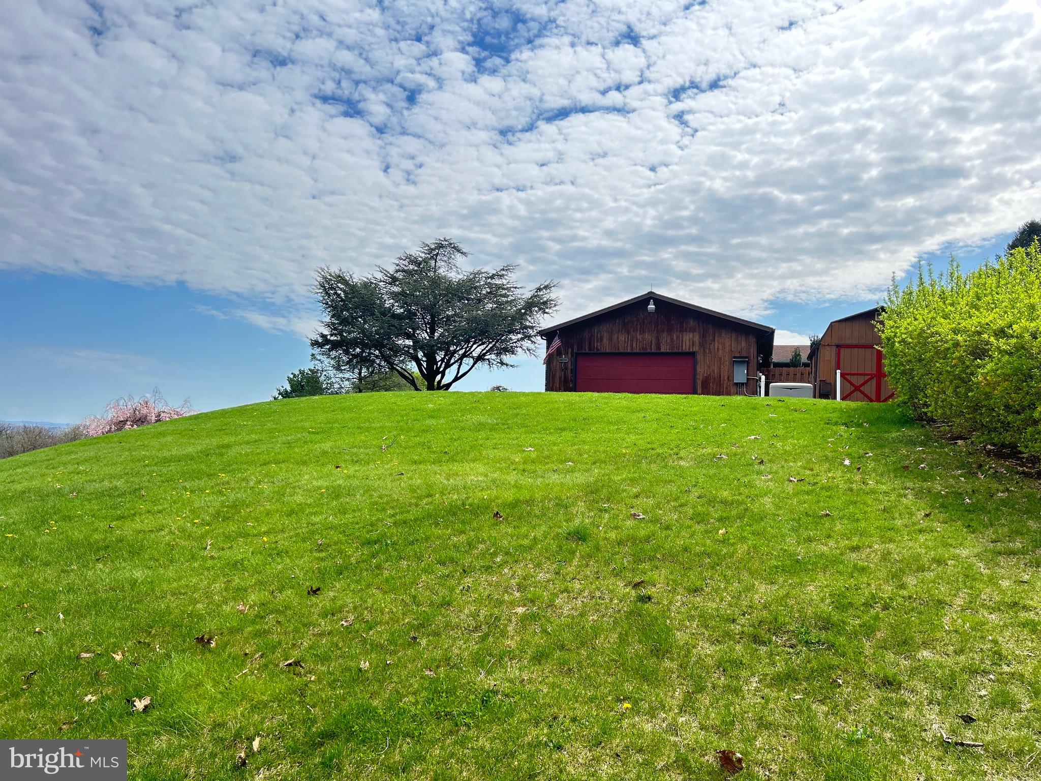 NORTH HILL ESTATES - Residential